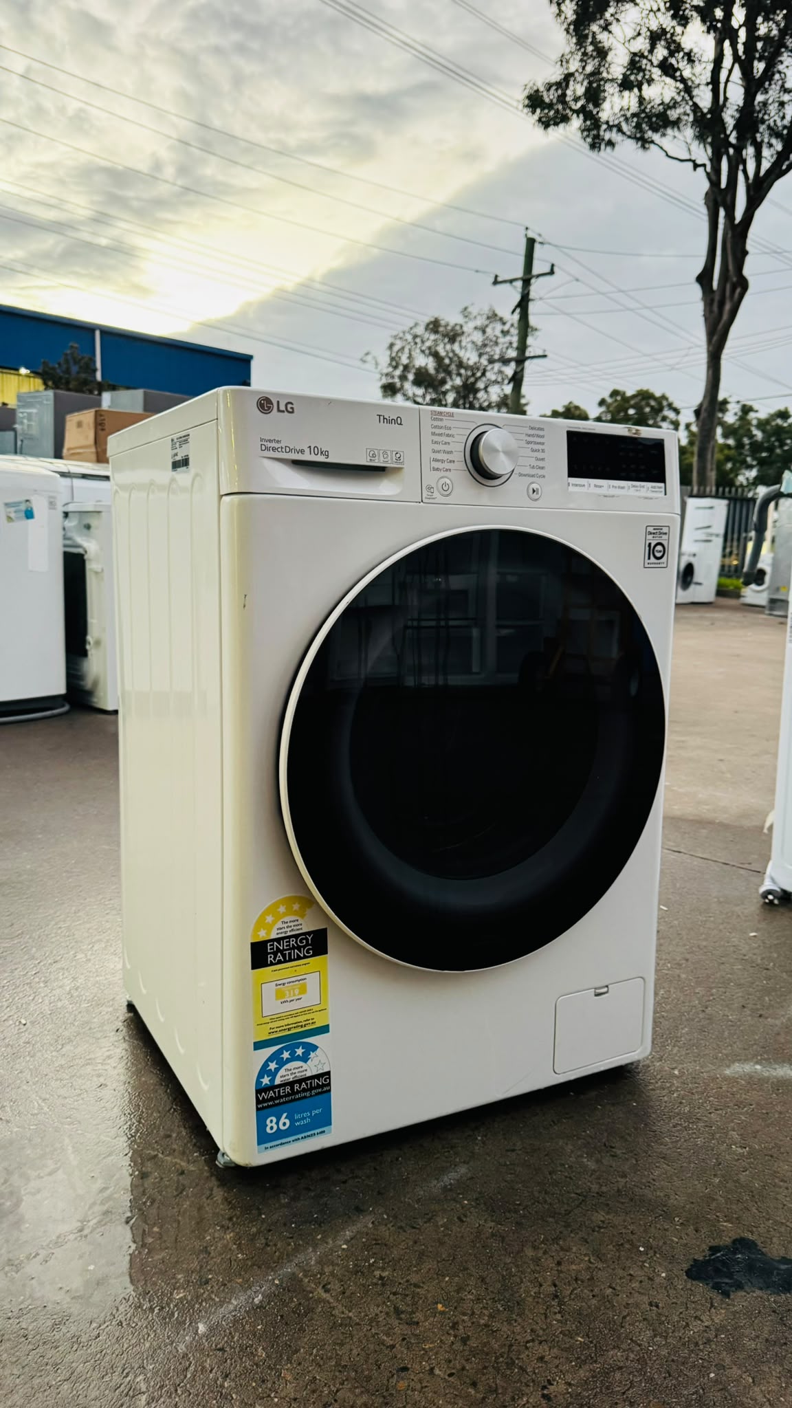 LG 10KGS FRONT LOADER WASHING MACHINE