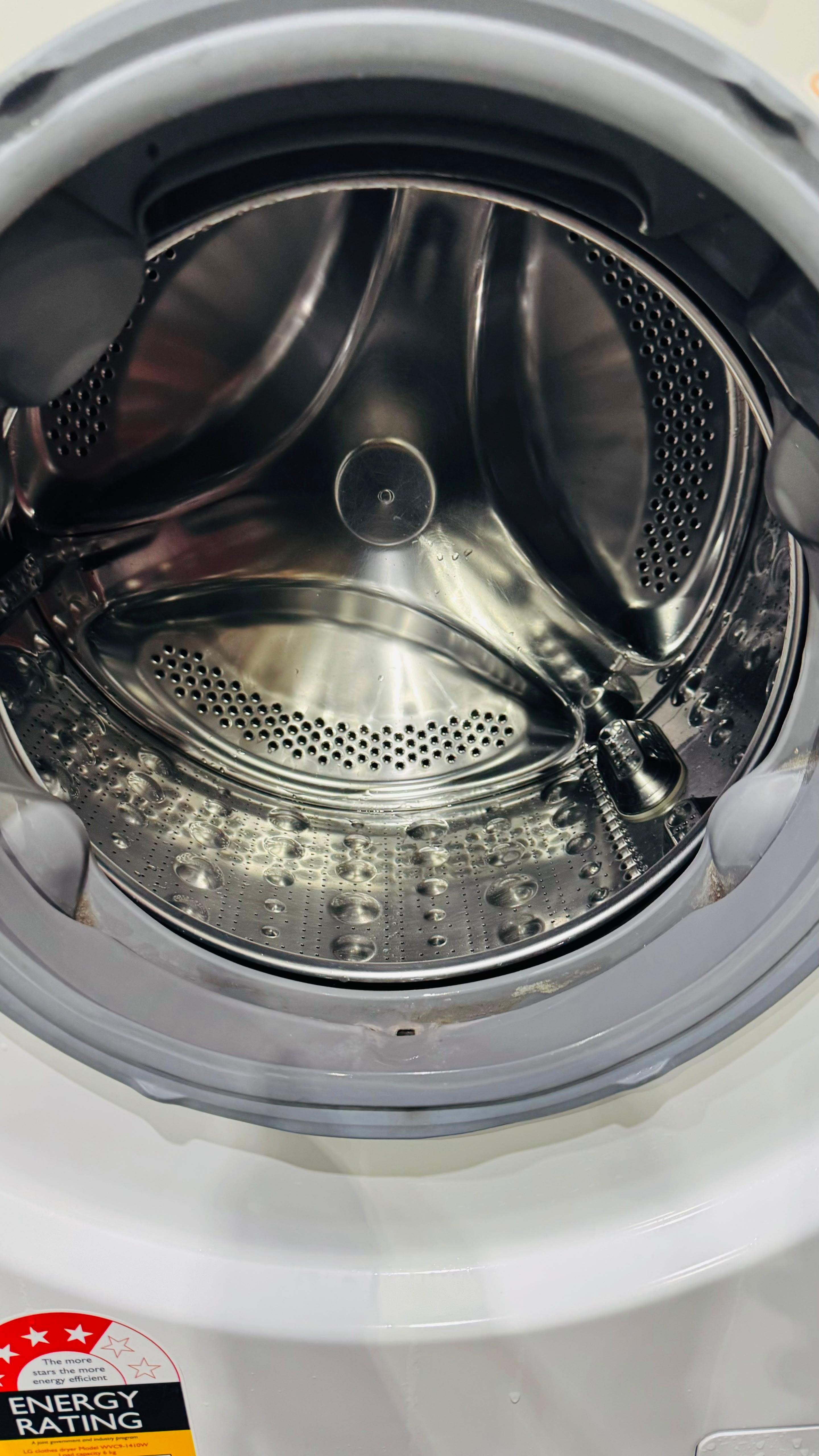 LG 10KGS FRONT LOADER WASHING MACHINE