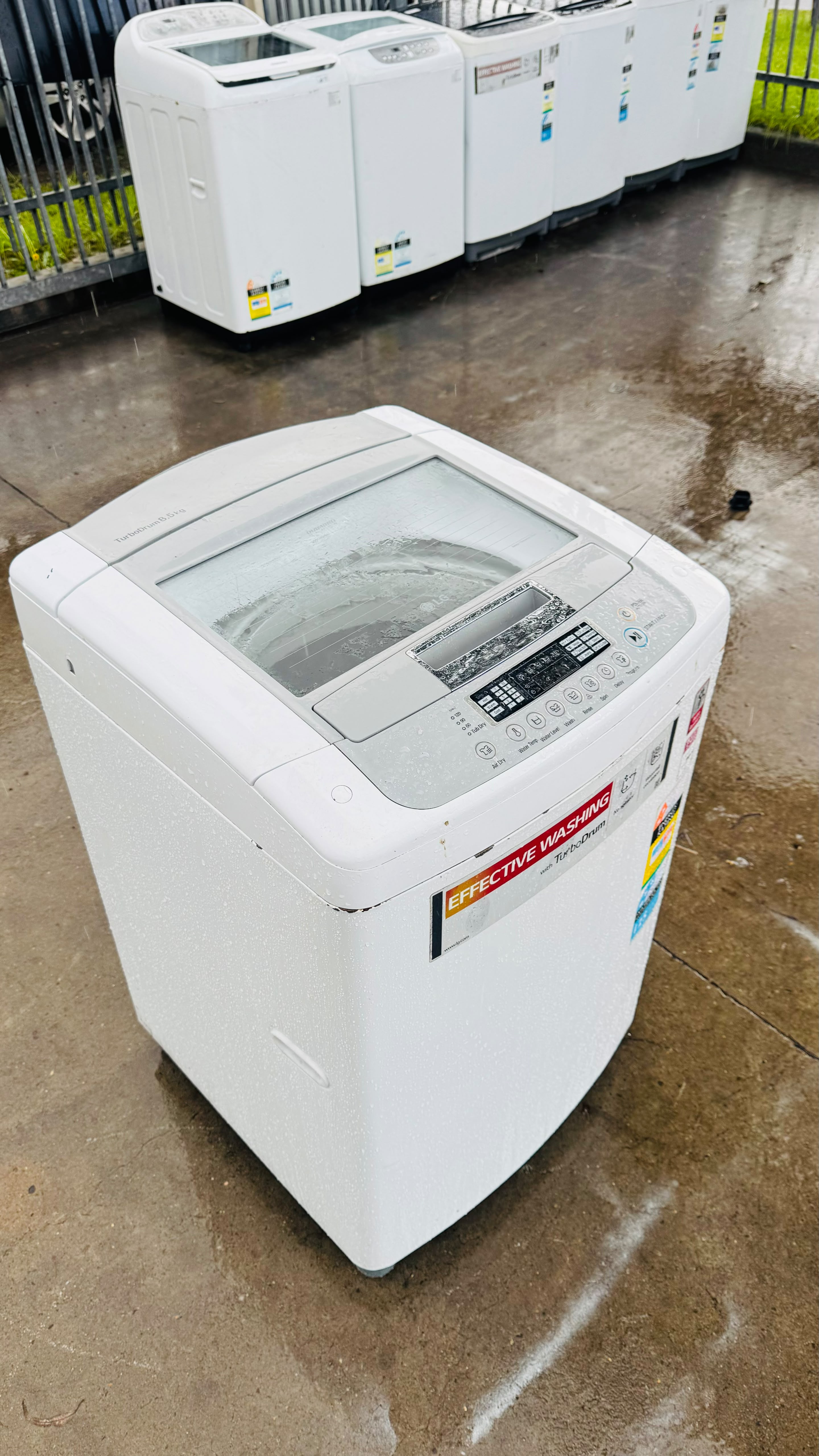 LG 8.5KGS TOP LOADER WASHING MACHINE