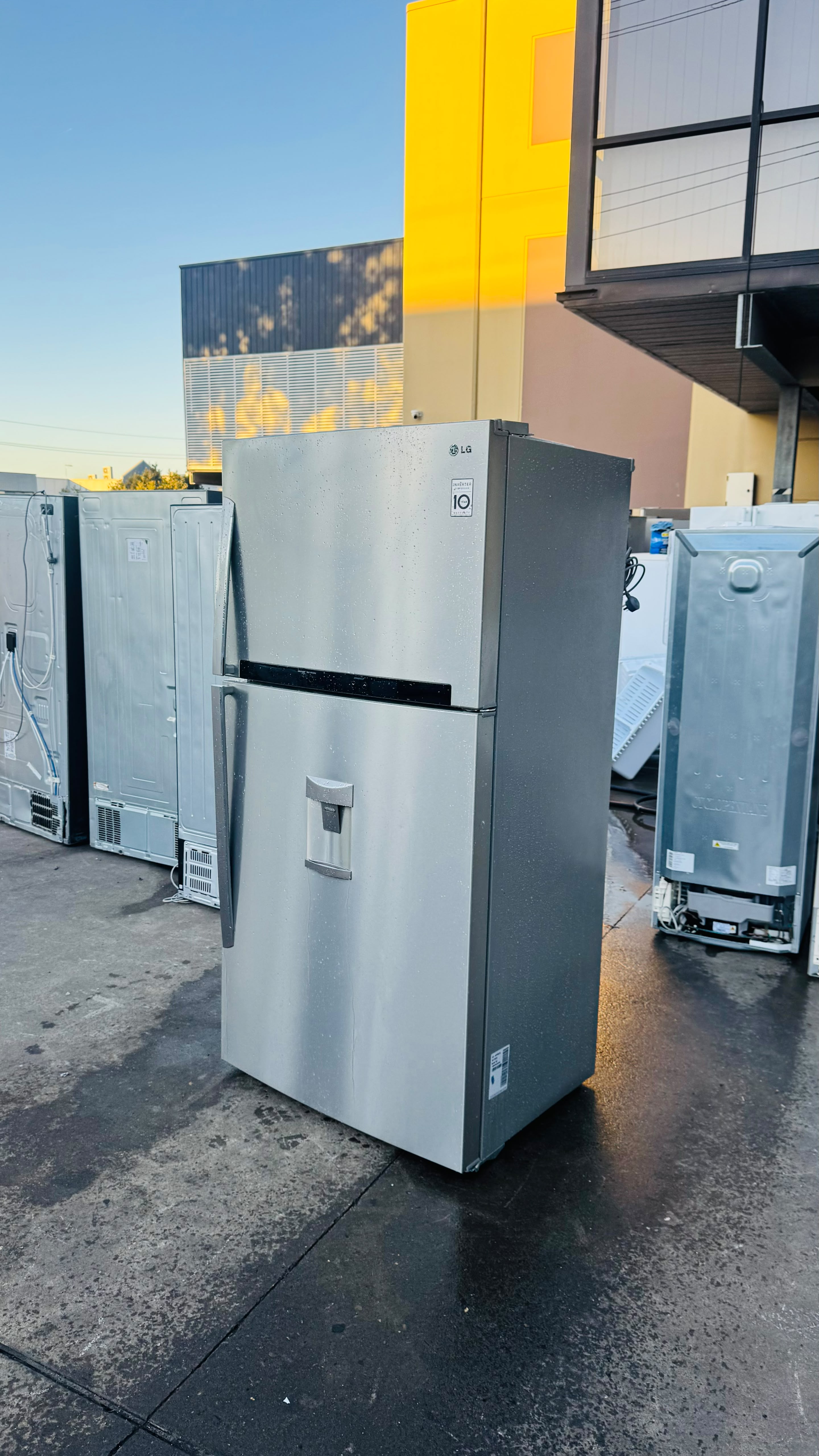 LG 601 LITRES FRIDGE FREEZER