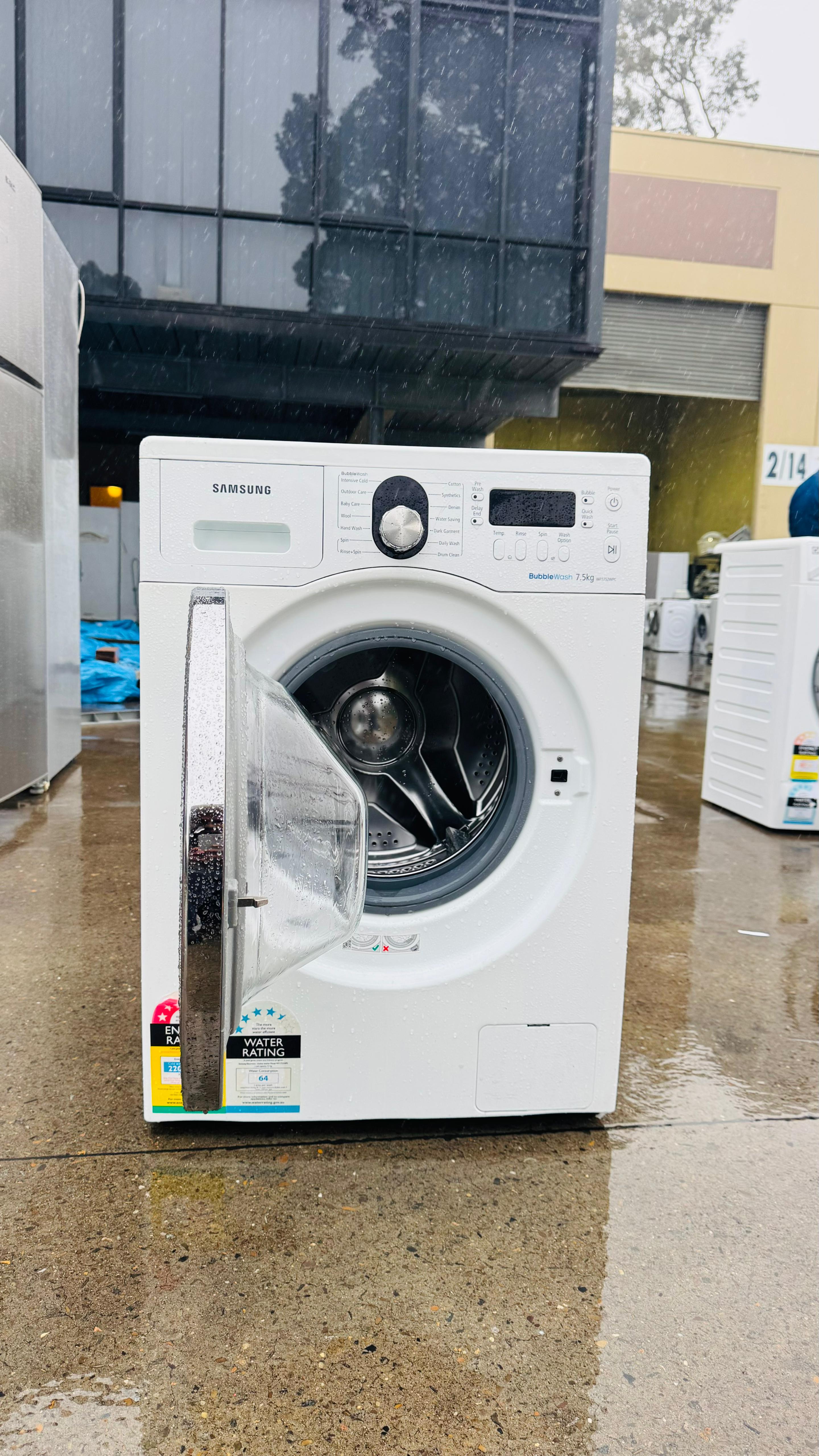 SAMSUNG 7.5KGS FRONT LOADER WASHING MACHINE
