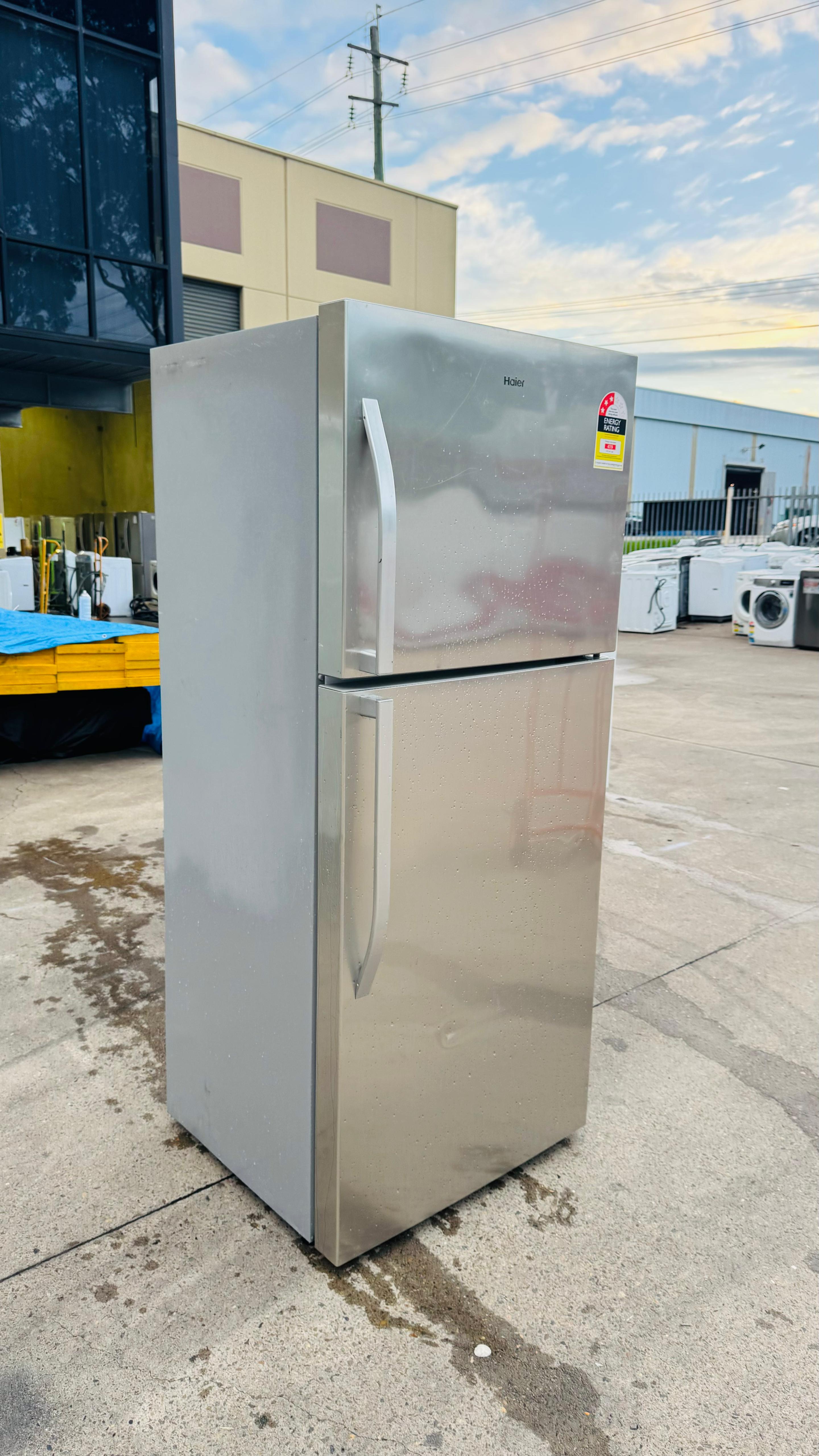 HAIER 442 LITRES FRIDGE FREEZER