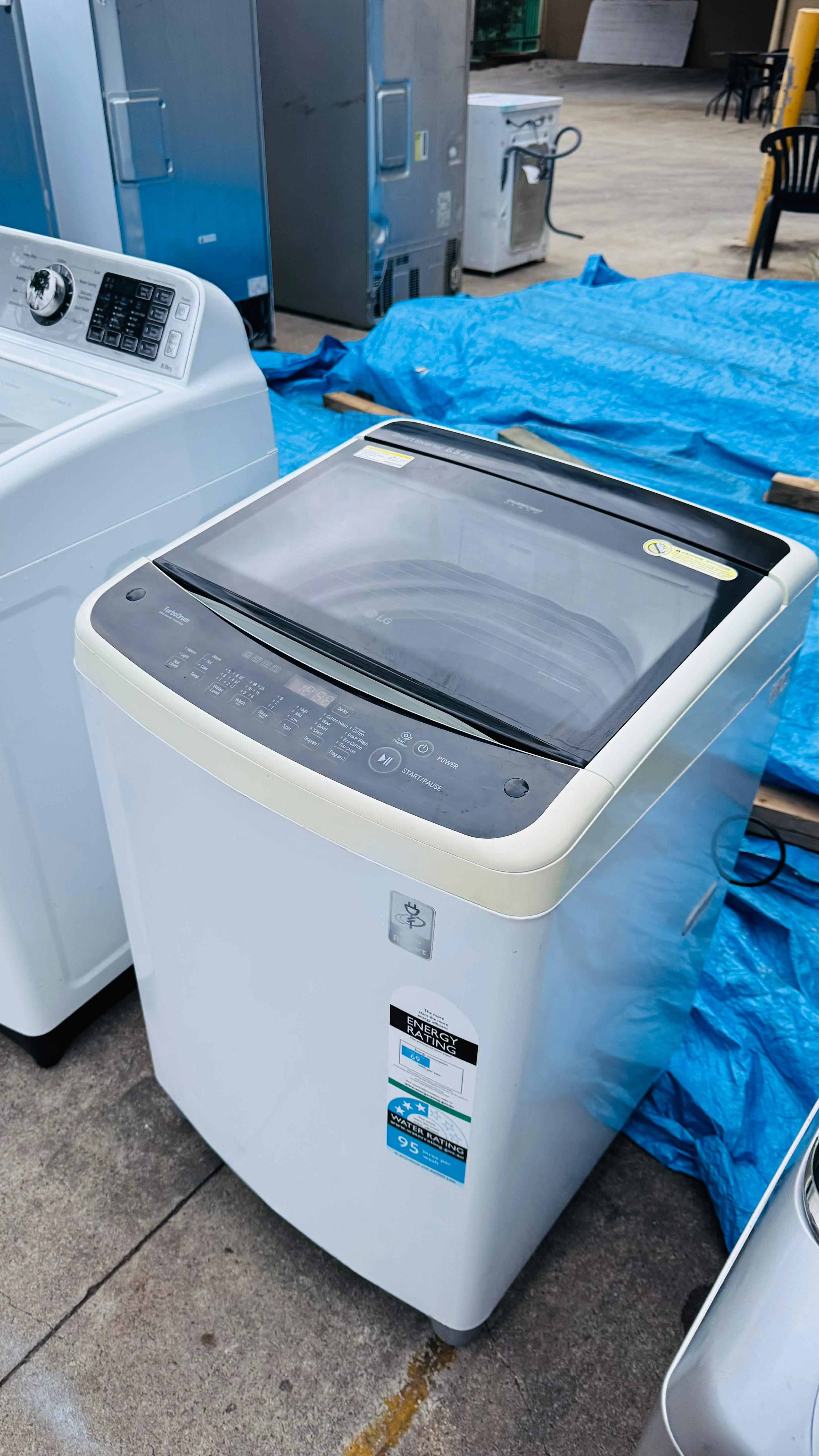 LG 6.5KGS TOP LOADER WASHING MACHINE