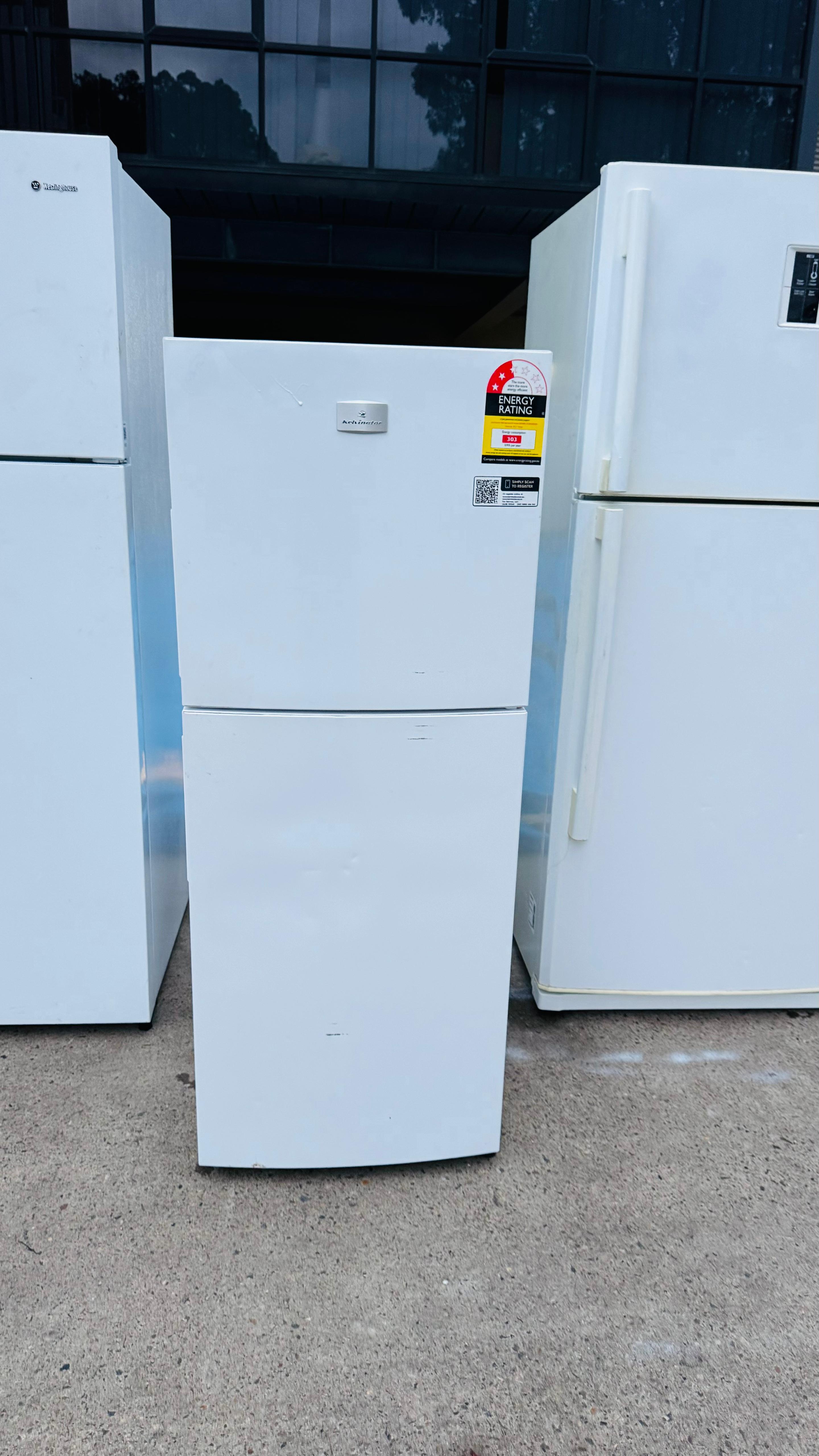 KELVINATOR 231 LITRES FRIDGE FREEZER