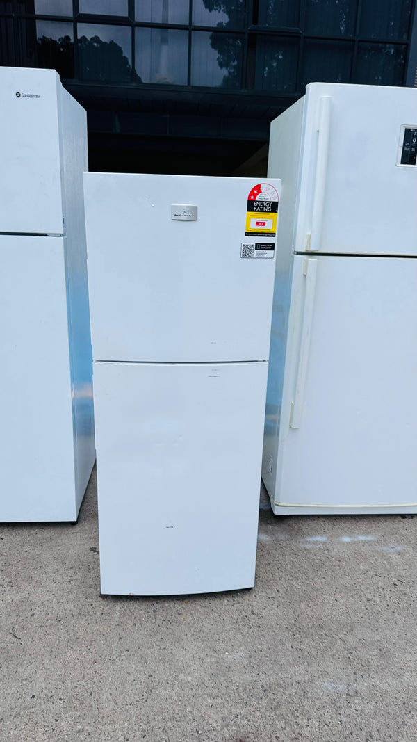 KELVINATOR 231 LITRES FRIDGE FREEZER