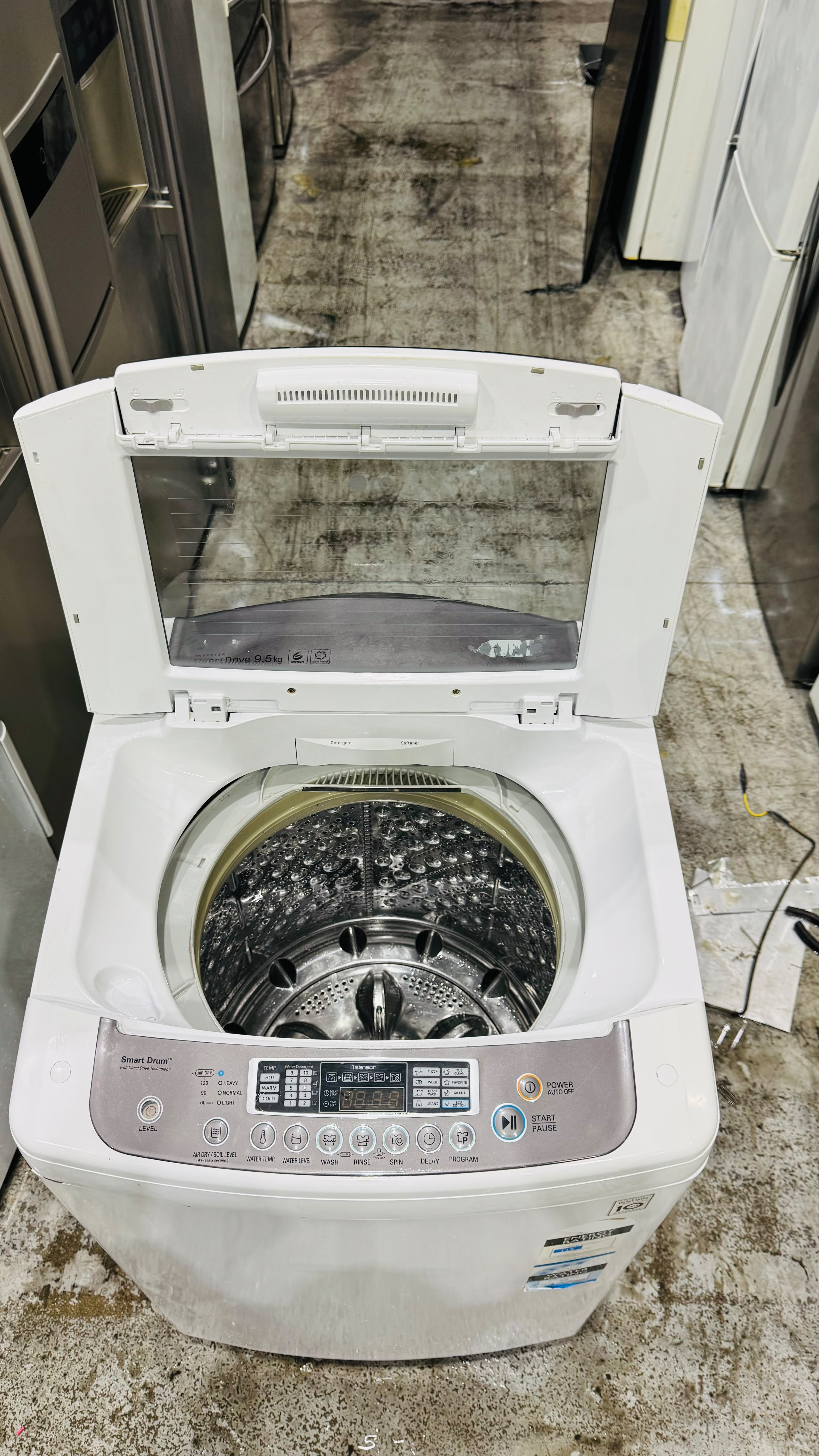 LG 9.5KGS TOP LOADER WASHING MACHINE