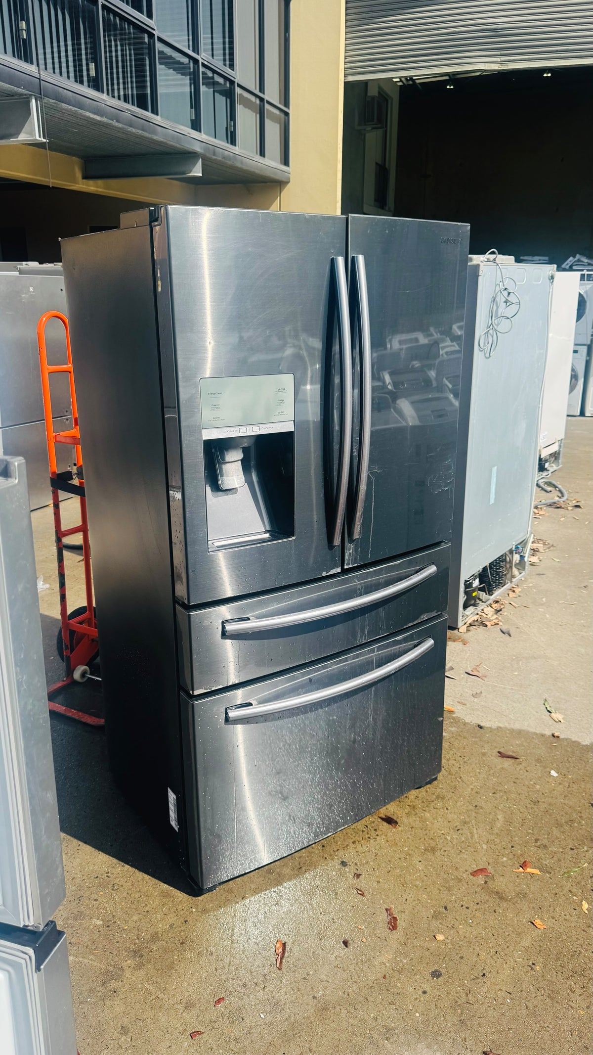 SAMSUNG FRENCH DOOR 680 LITRES FRIDGE FREEZER