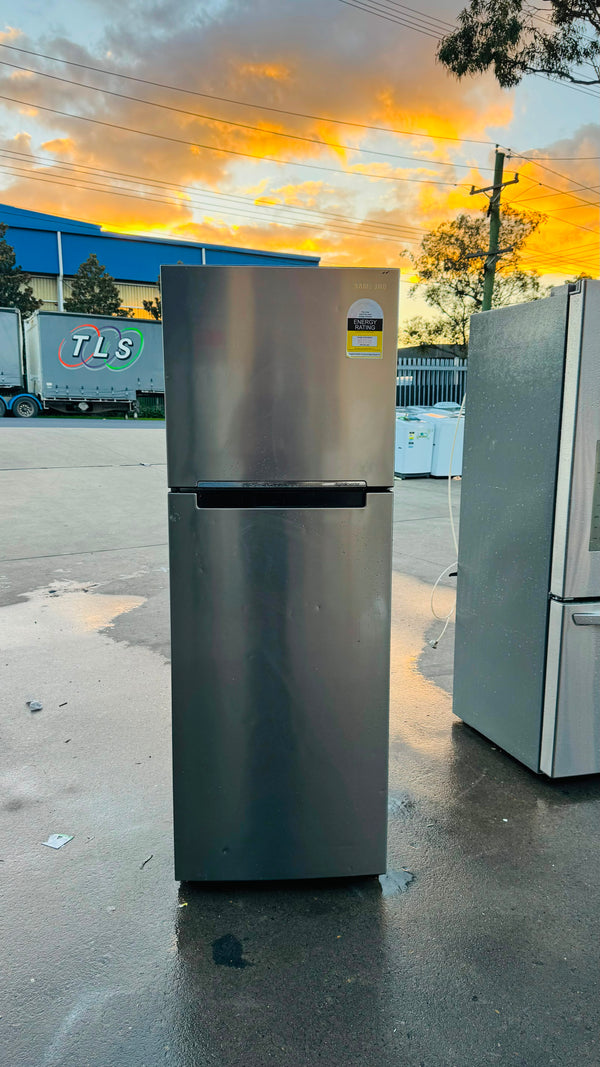 SAMSUNG 341 LITRES FRIDGE FREEZER