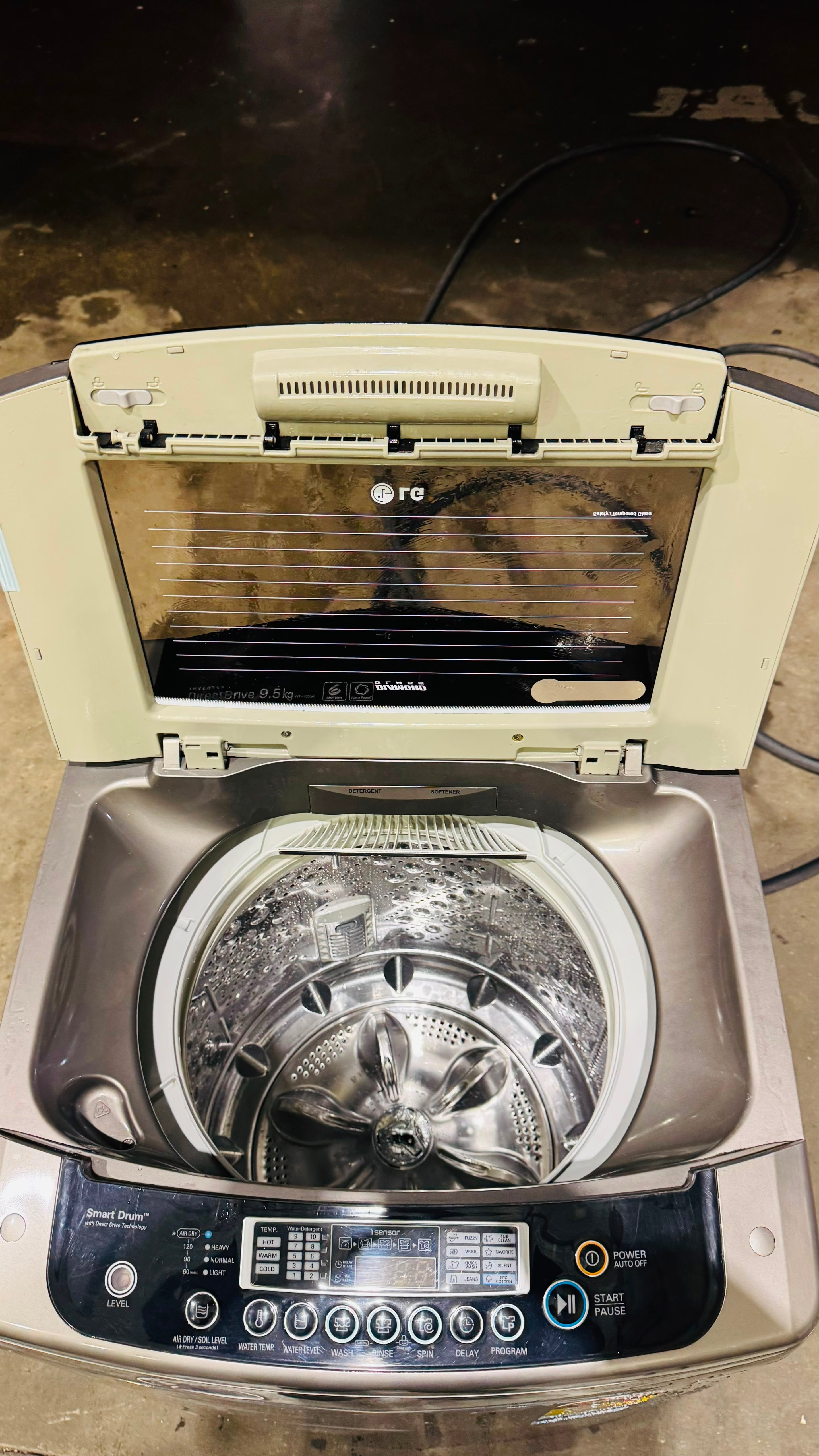 LG 9.5KGS TOP LOADER WASHING MACHINE