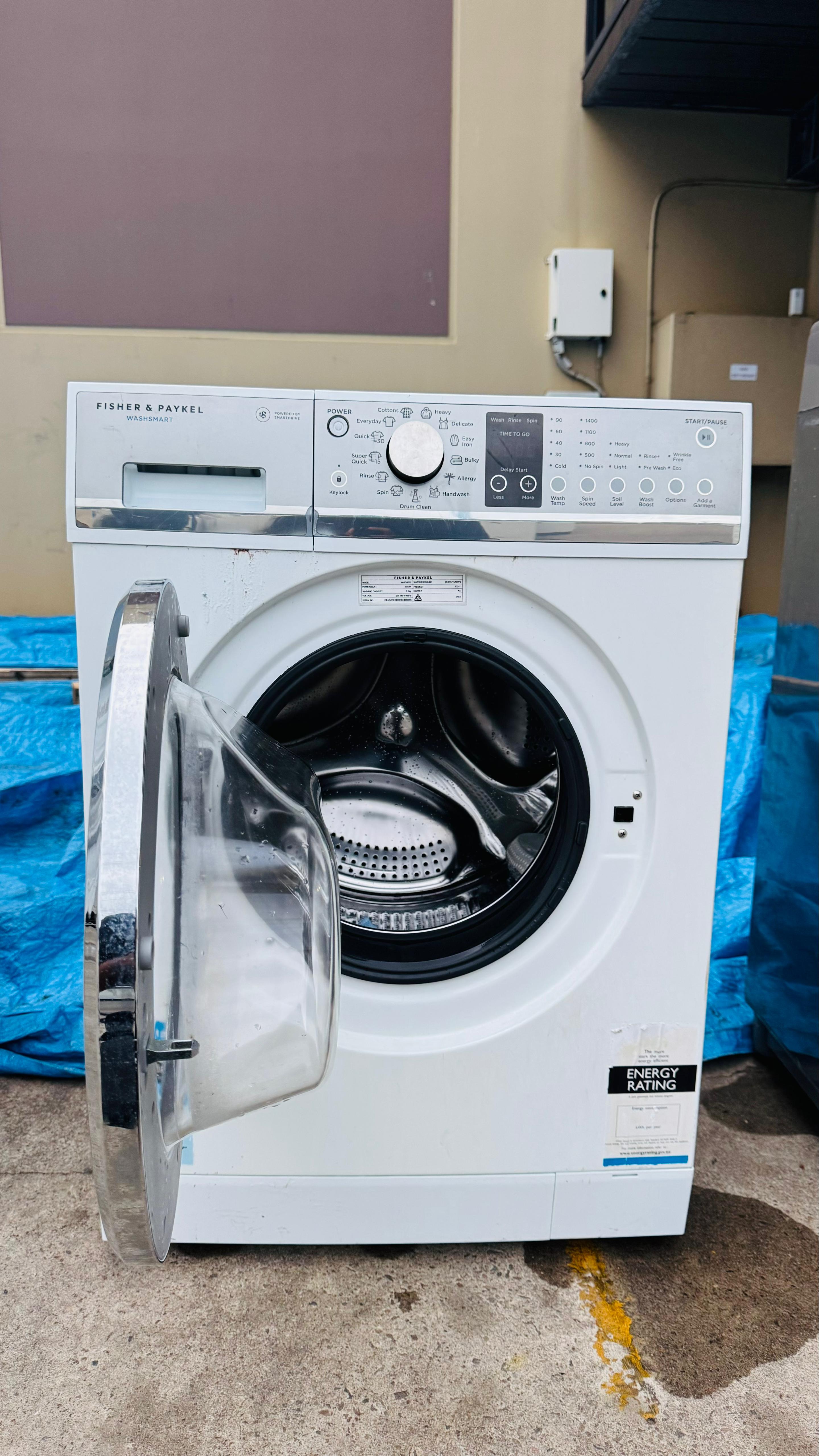 FISHER AND PAYKEL 7.5KGS FRONT LOADER WASHING MACHINE