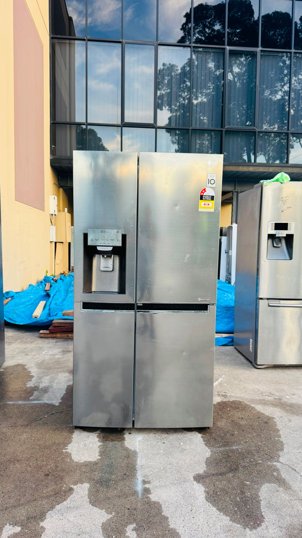 LG 665 SIDE BY SIDE LITRES FRIDGE FREEZER