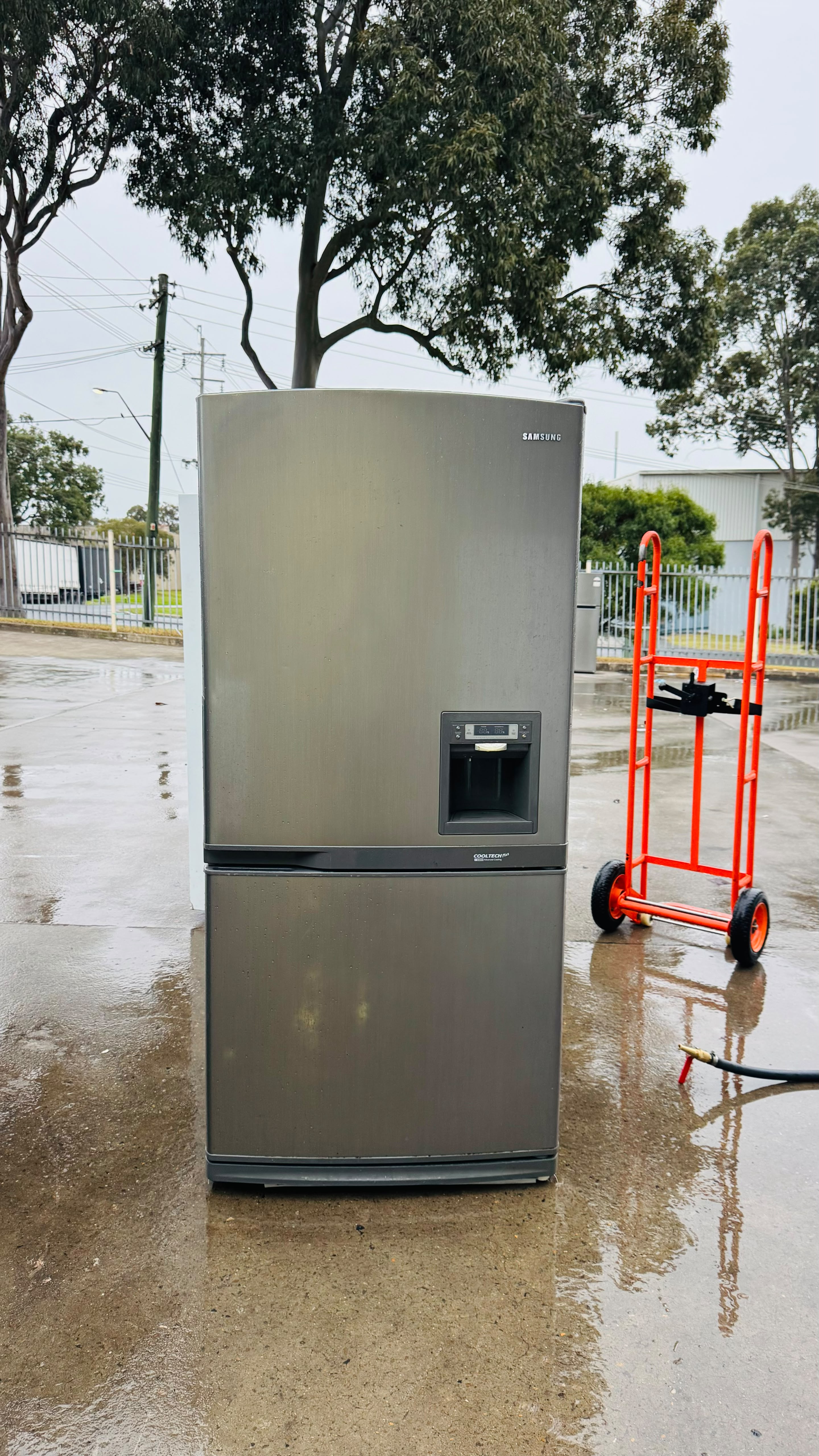 SAMSUNG 551 LITRES FRIDGE FREEZER
