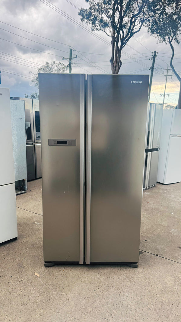 SAMSUNG 713 LITRES SIDE BY SIDE DOOR FRIDGE FREEZER