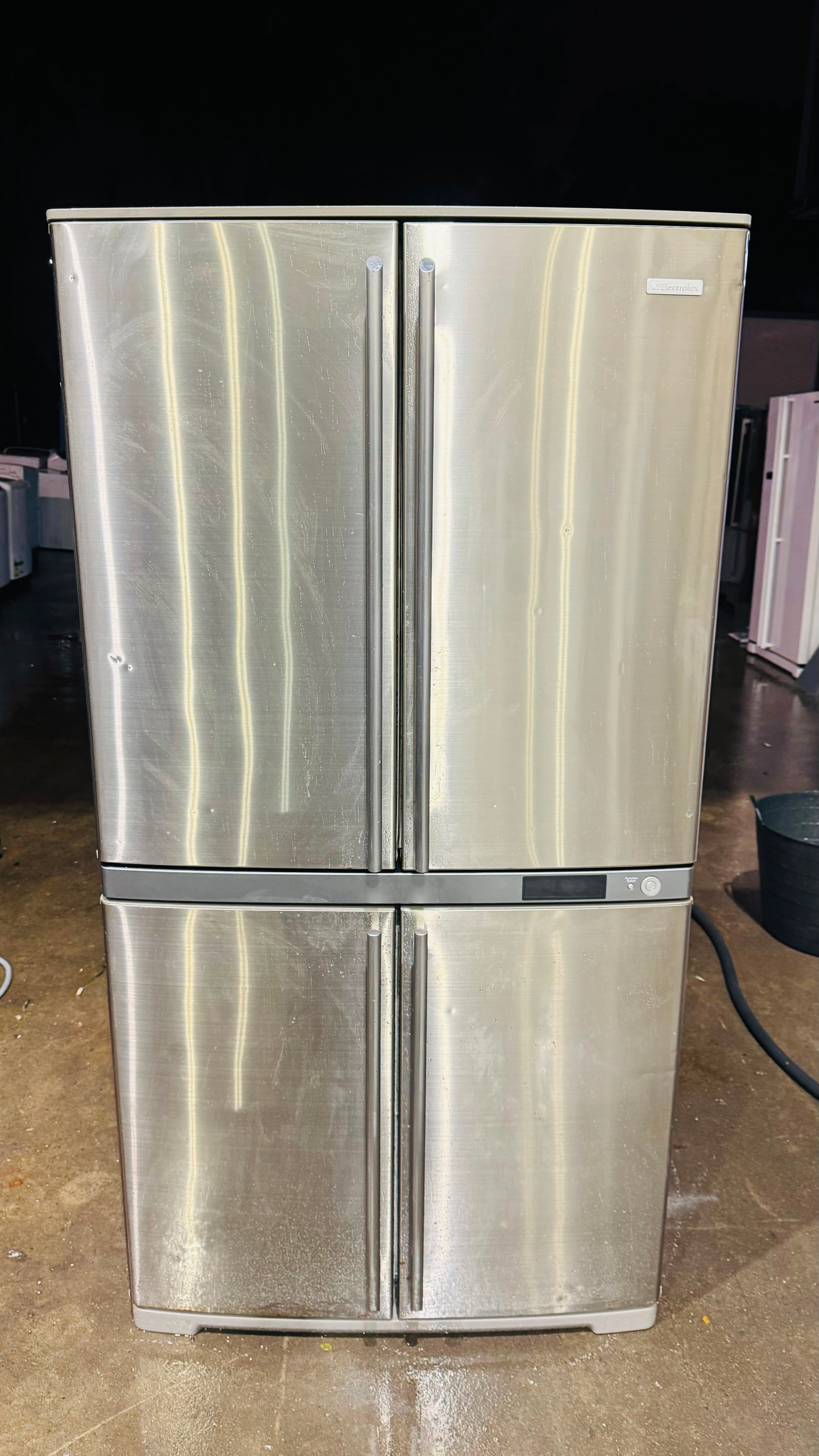 ELECTROLUX QUAD FRENCH DOOR 602 LITRES FRIDGE FREEZER