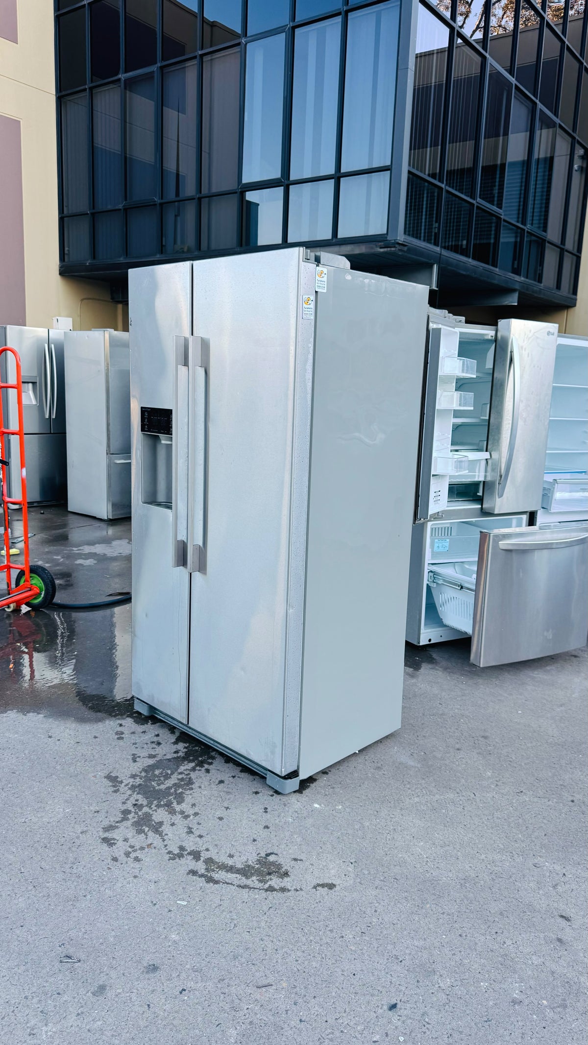 FISHER AND PAYKEL 611 LITRES FRIDGE FREEZER