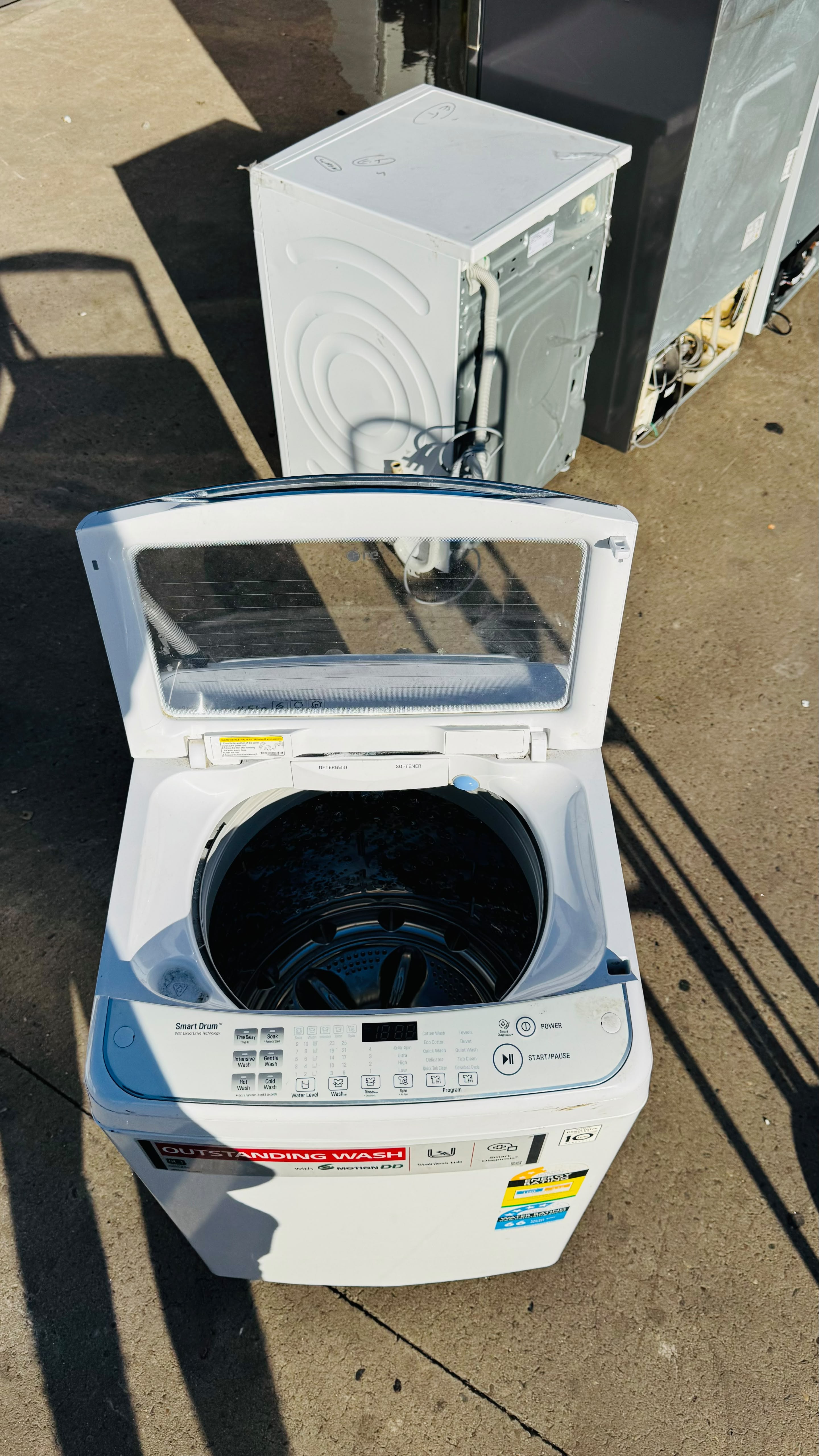 LG 6.5KGS TOP LOADER WASHING MACHINE