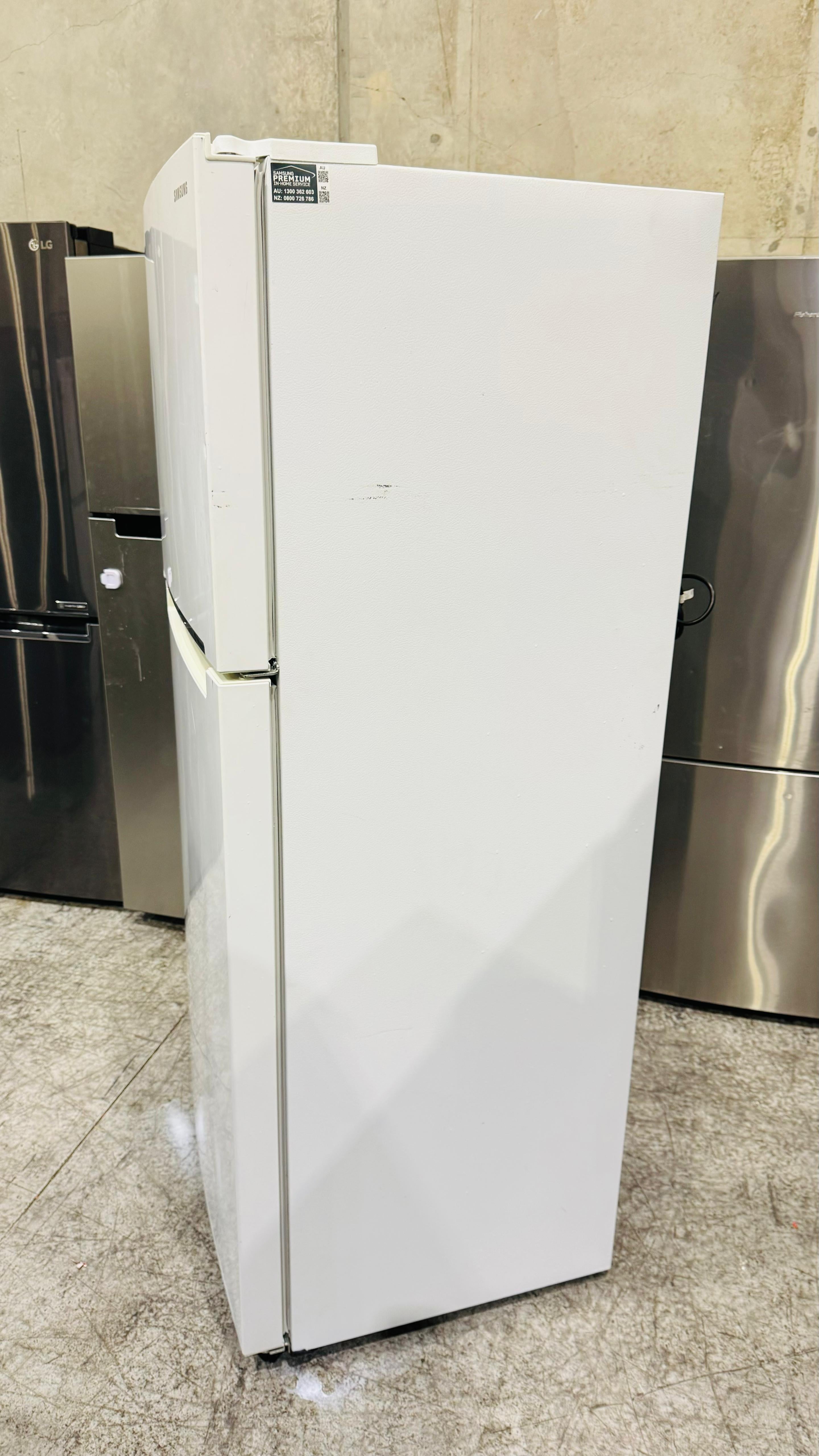 SAMSUNG 400 LITRES FRIDGE FREEZER