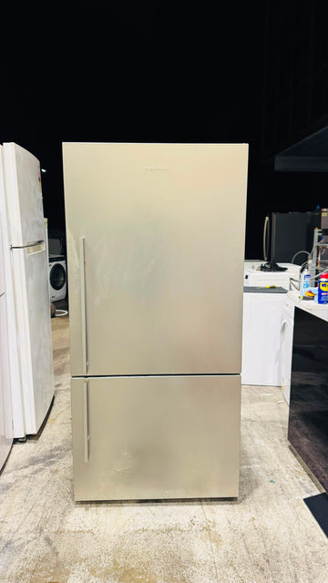 FISHER AND PAYKEL 519 LITRES FRIDGE FREEZER