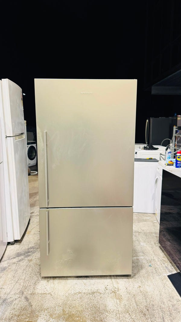 FISHER AND PAYKEL 519 LITRES FRIDGE FREEZER