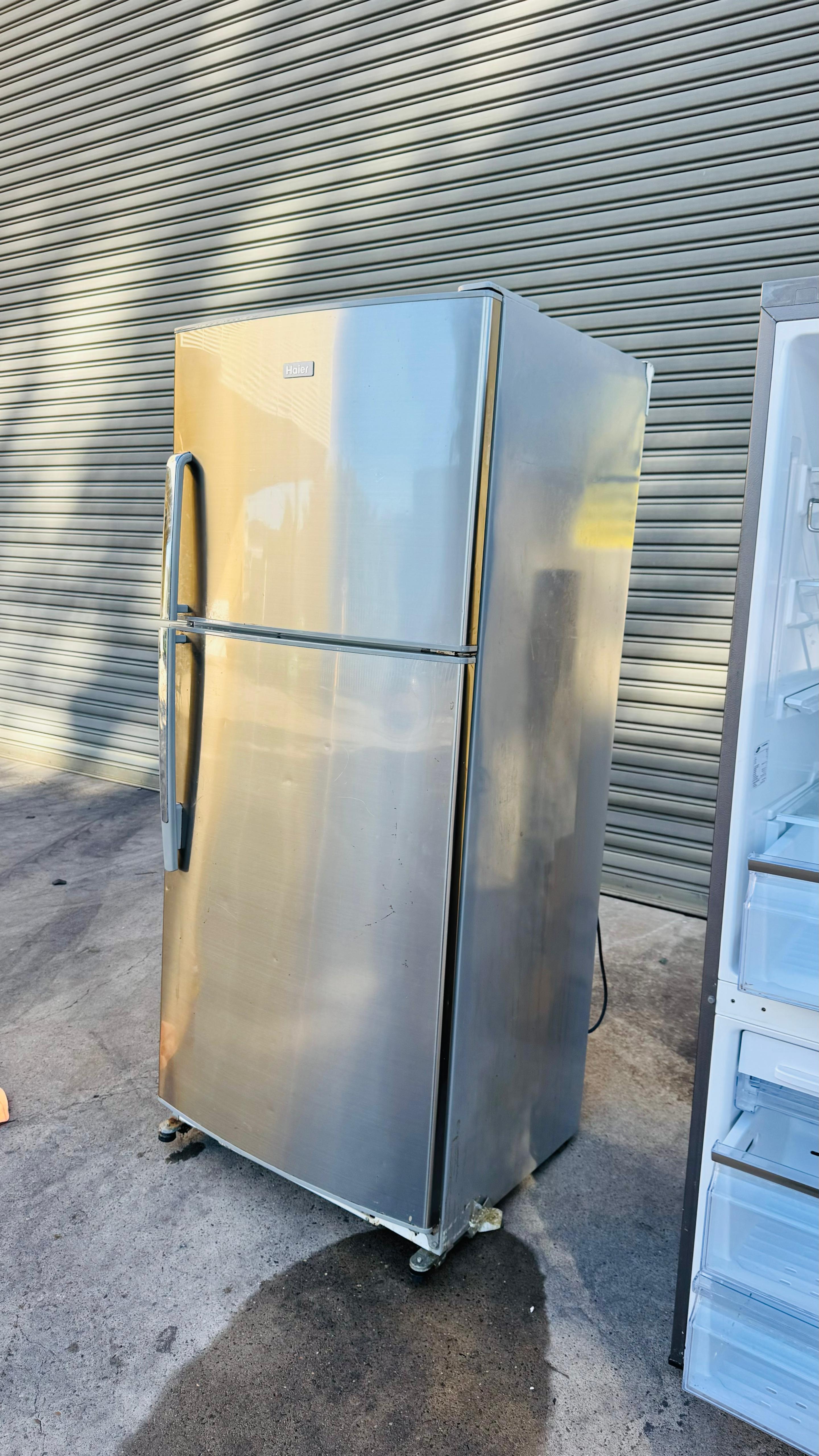 HAIER 475 LITRES FRIDGE FREEZER