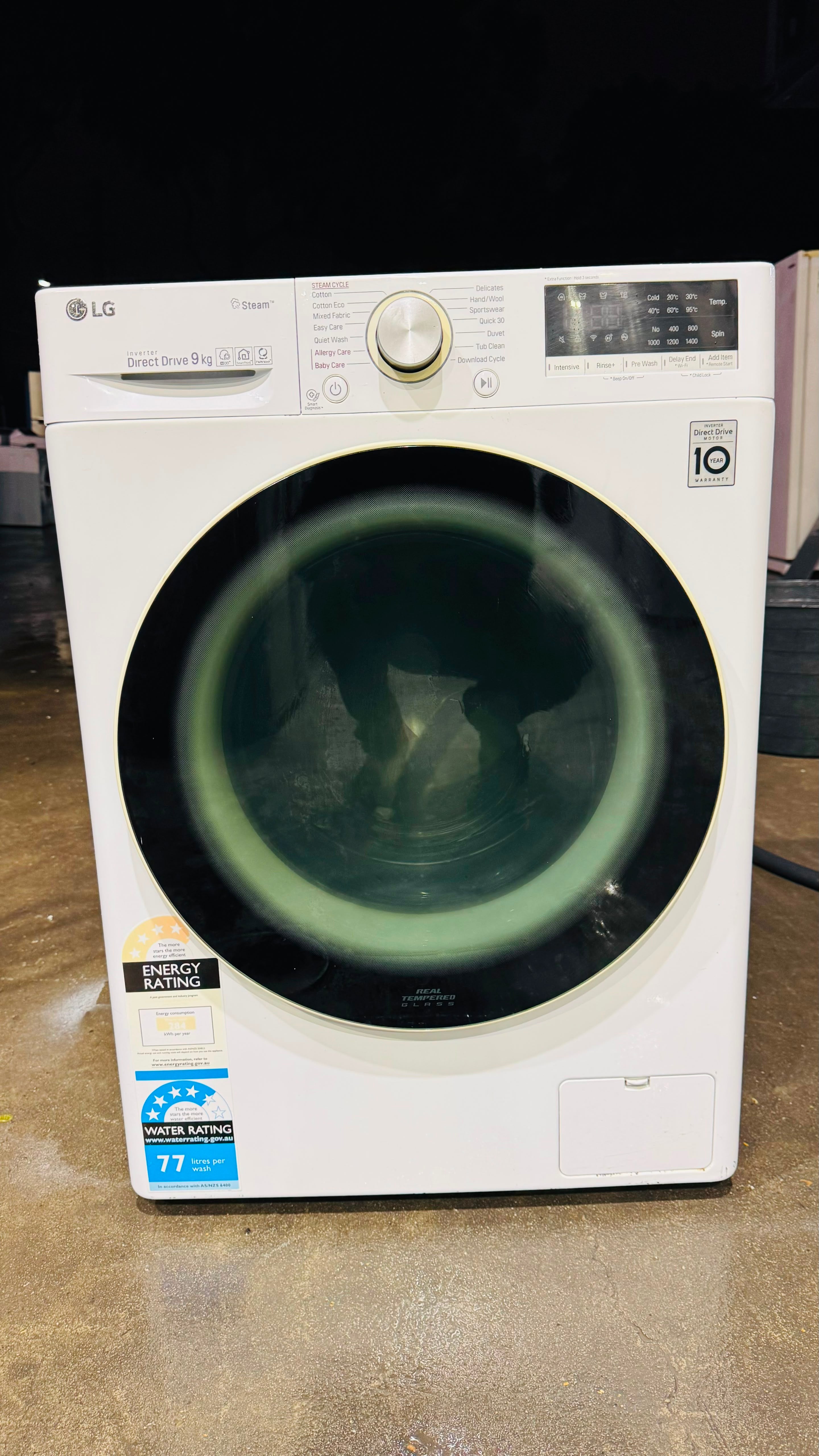 LG 9KGS FRONT LOADER WASHING MACHINE