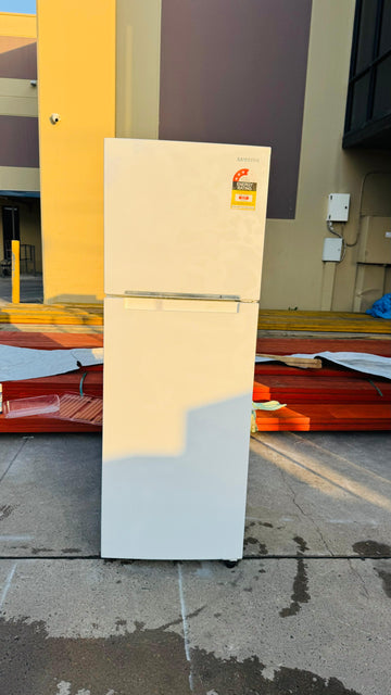 SAMSUNG 343 LITRES FRIDGE FREEZER