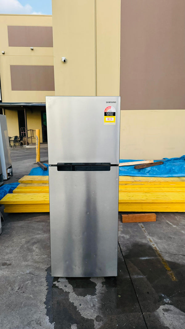 SAMSUNG 320 LITRES FRIDGE FREEZER