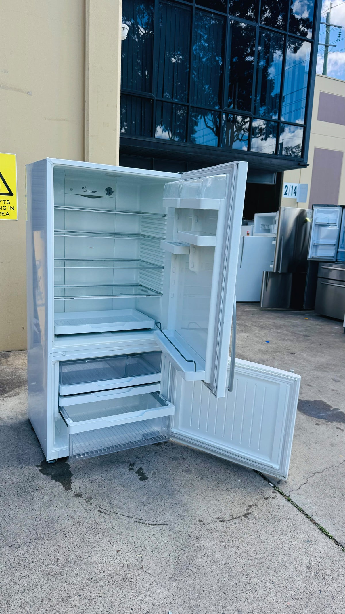 FISHER AND PAYKEL 519 LITRES FRIDGE FREEZER