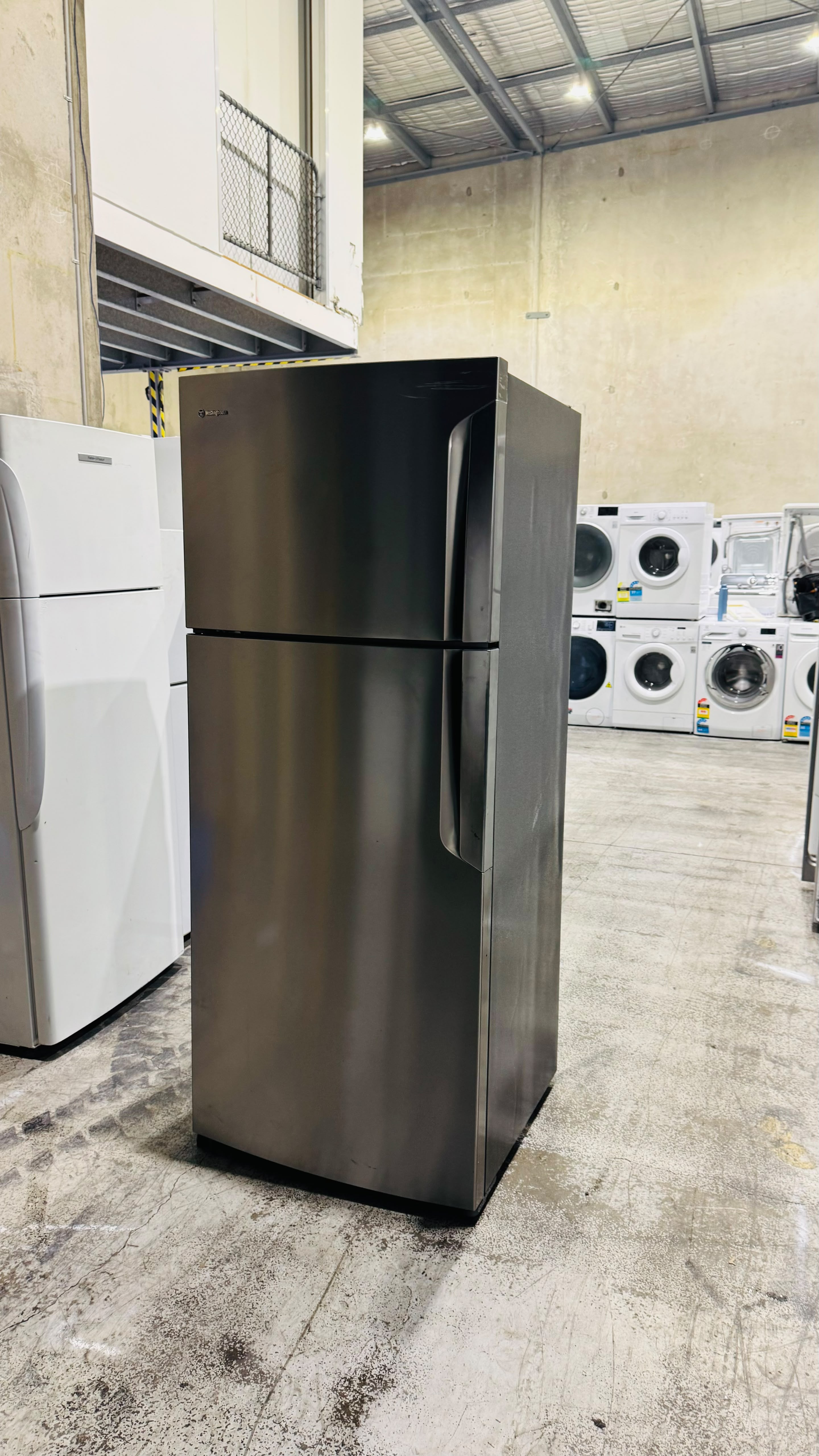 WESTINGHOUSE 462 LITRES FRIDGE FREEZER