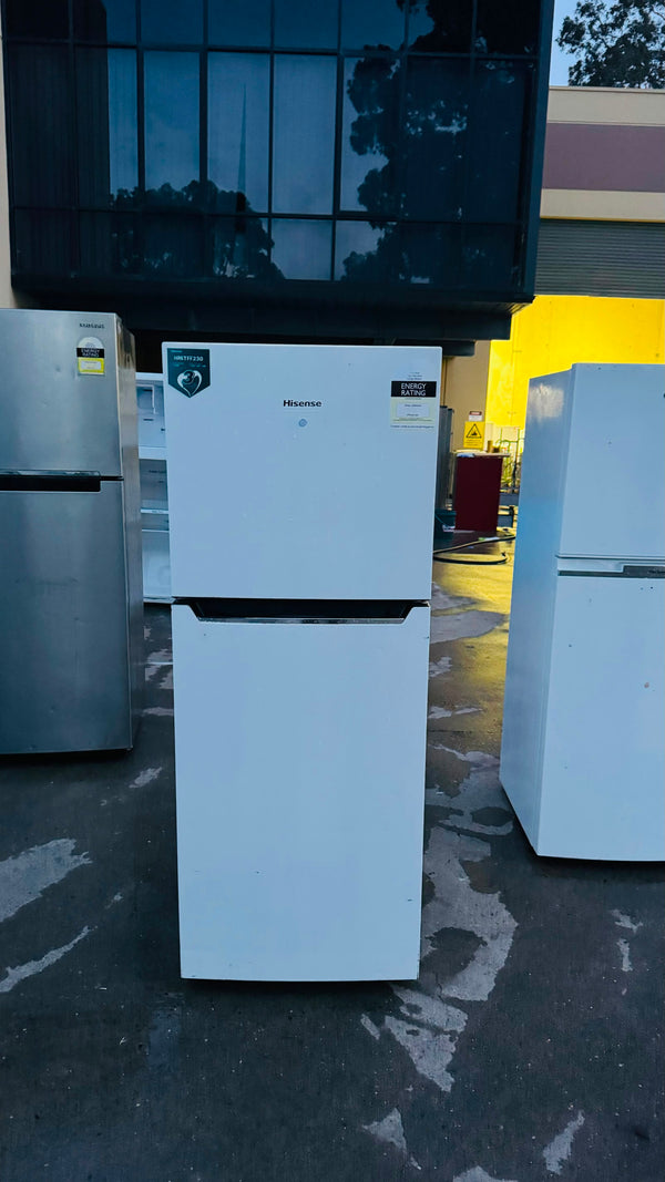 HISENSE 230 LITRES FRIDGE FREEZER