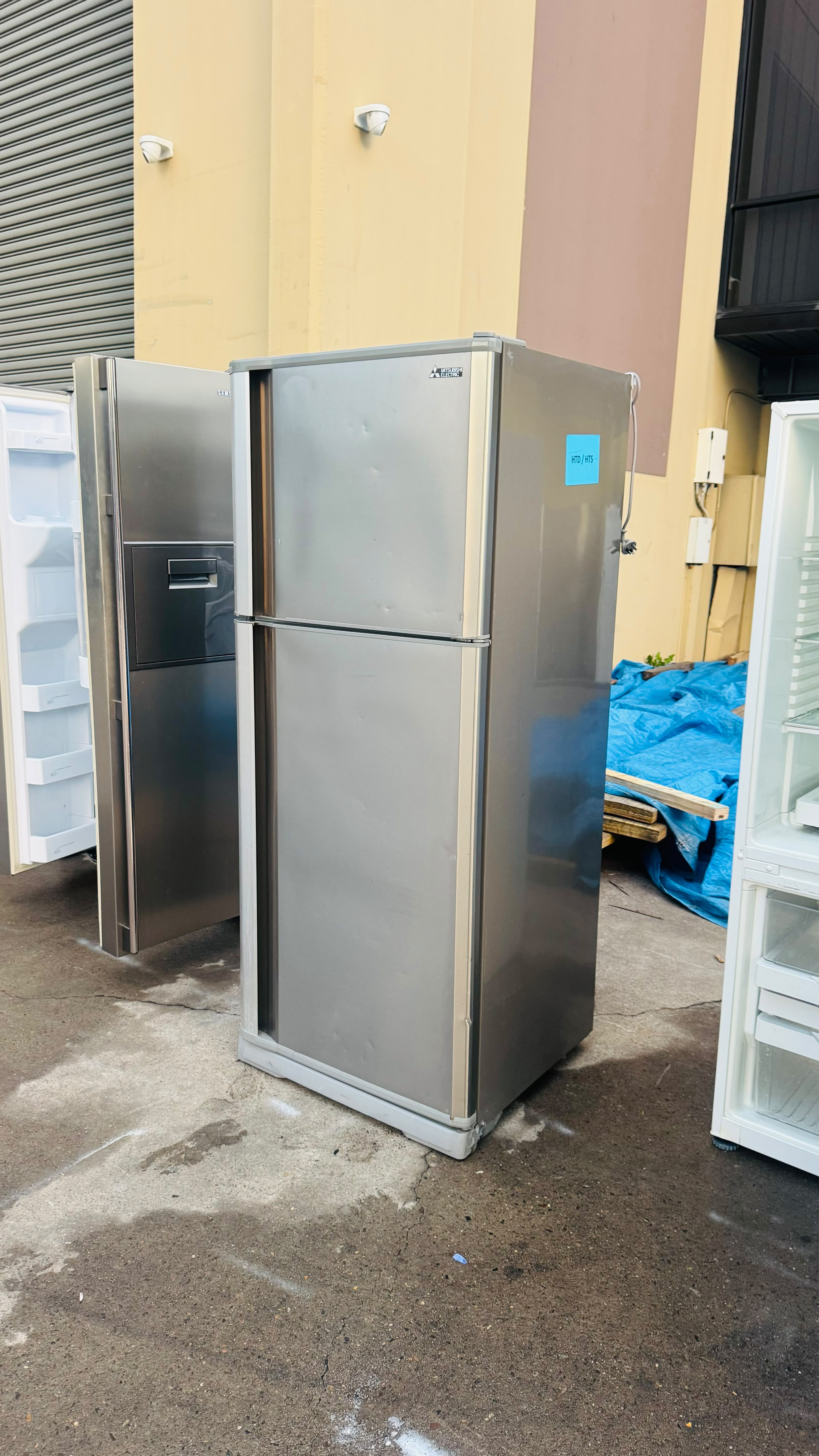 MITSUBUSHI 420 LITRES FRIDGE FREEZER