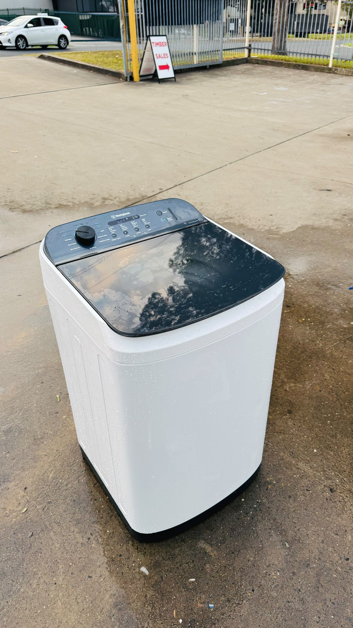 WESTINGHOUSE 7KGS TOP LOADER WASHING MACHINE