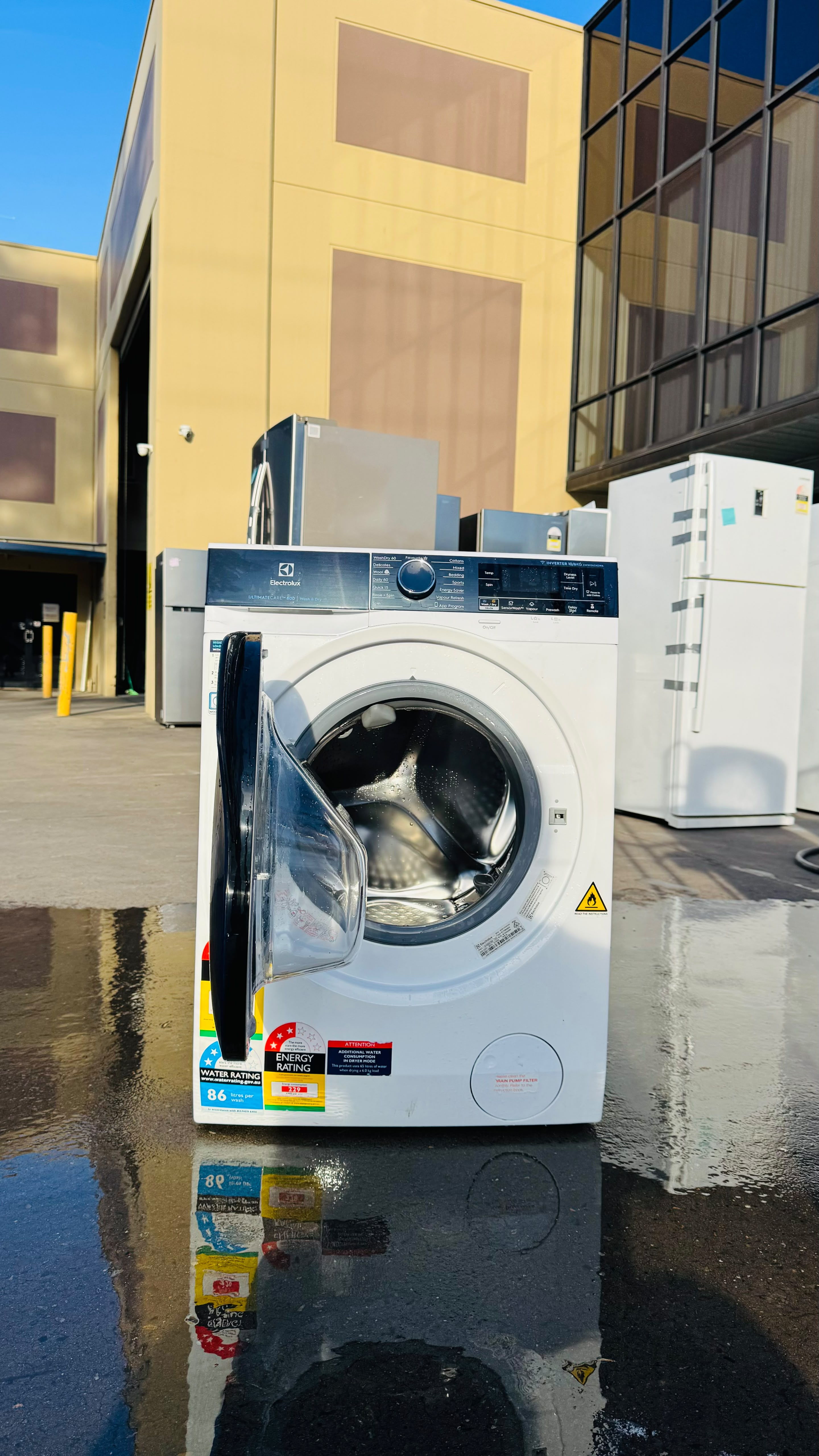 ELECTROLUX 10KGS FRONT LOADER WASHING MACHINE