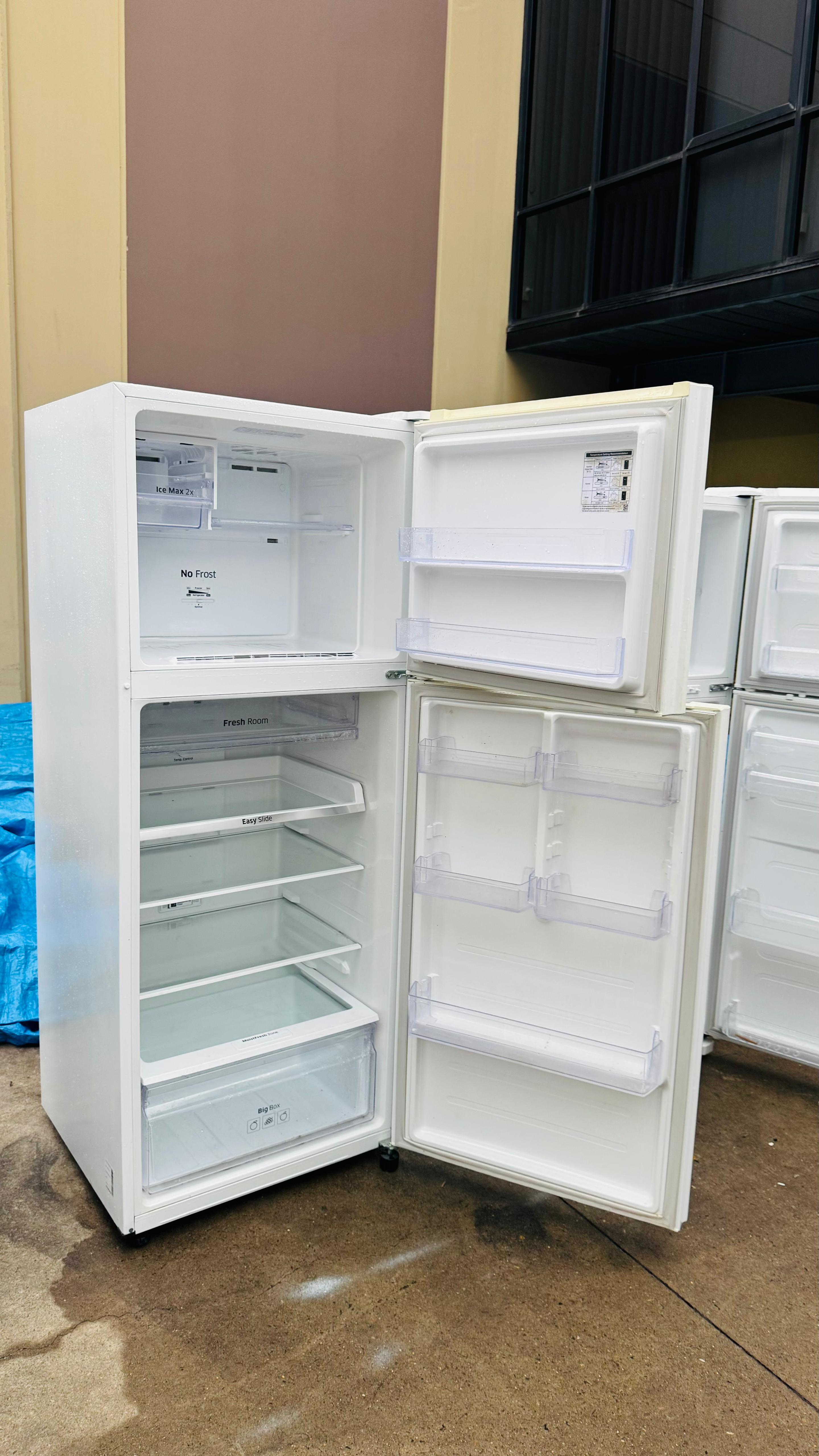 SAMSUNG 469 LITRES FRIDGE FREEZER
