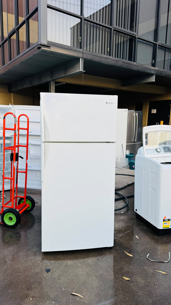 WESTINGHOUSE 520 LITRES FRIDGE FREEZER