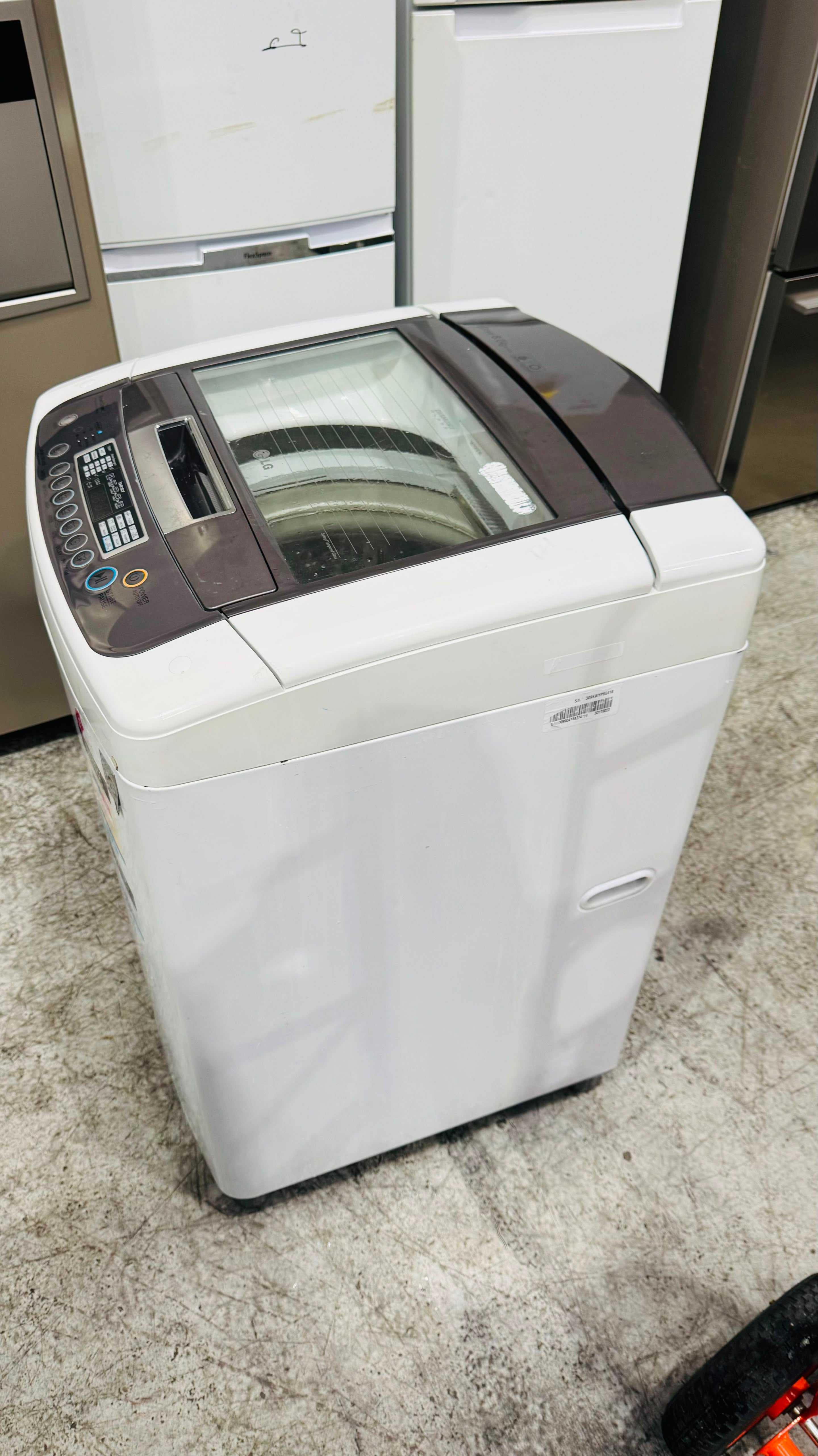 LG 8KGS TOP LOADER WASHING MACHINE