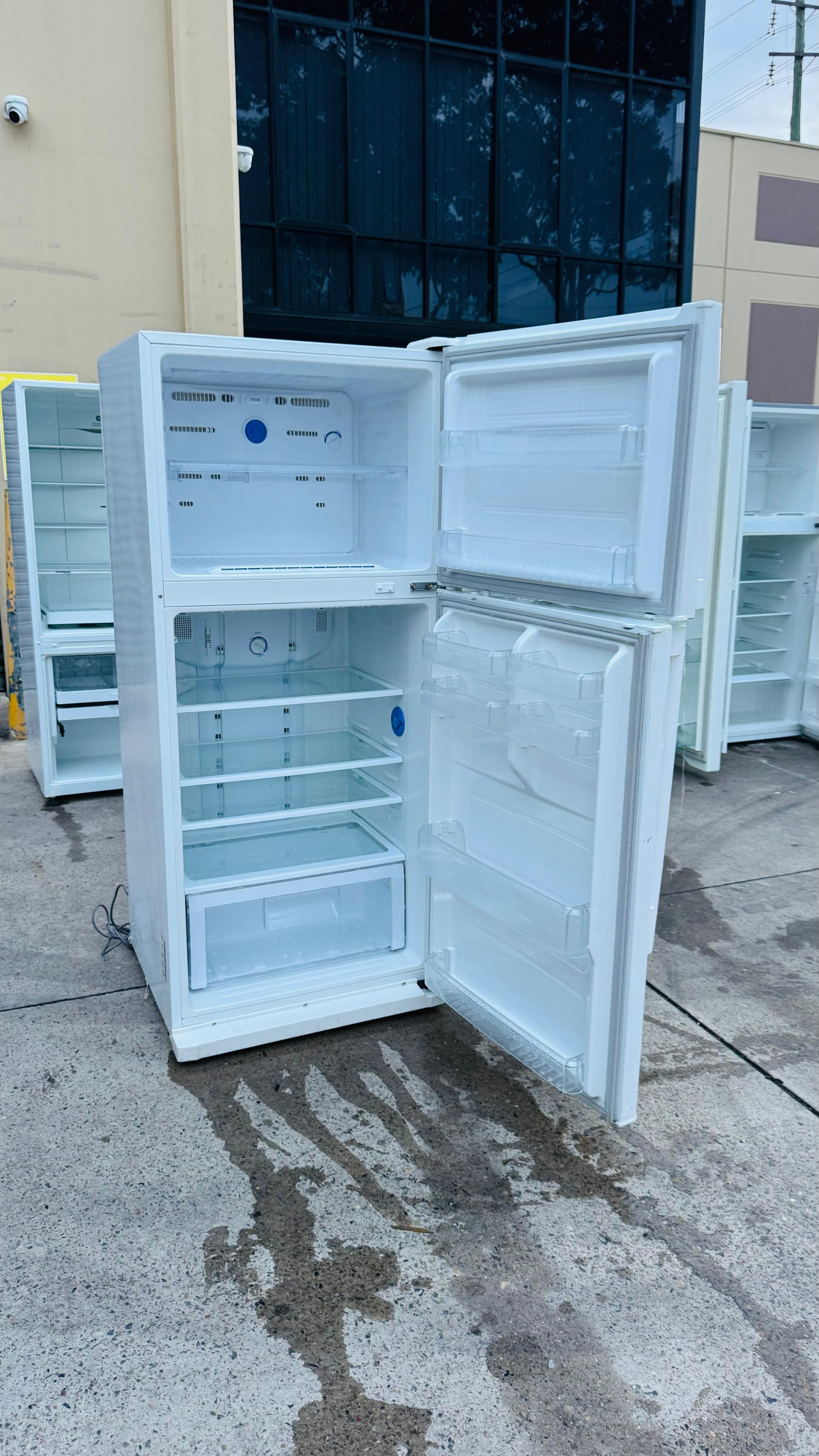 SAMSUNG 434 LITRES FRIDGE FREEZER