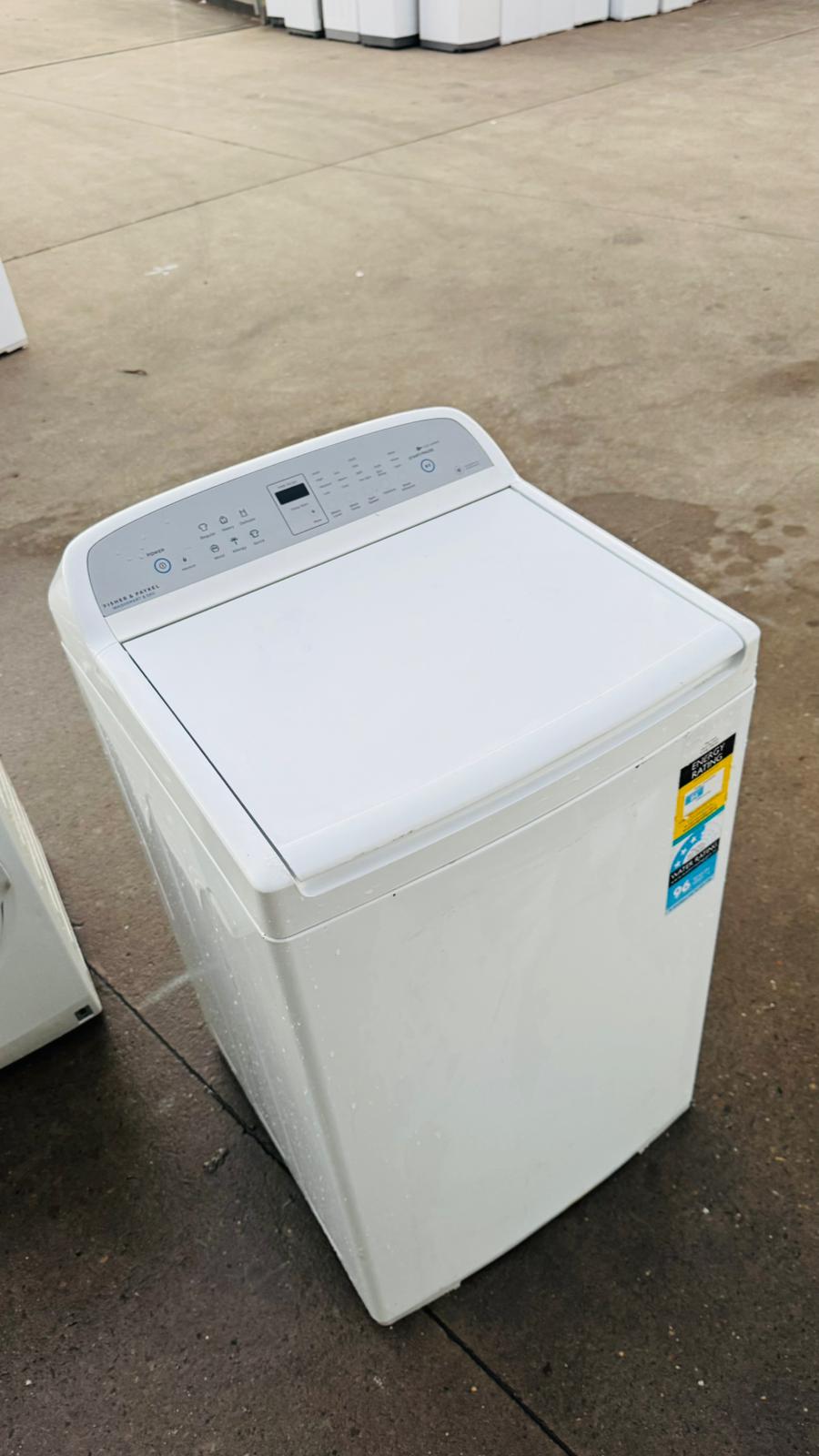FISHER AND PAYKEL 8.5 KGS TOP LOADER WASHING MACHINE