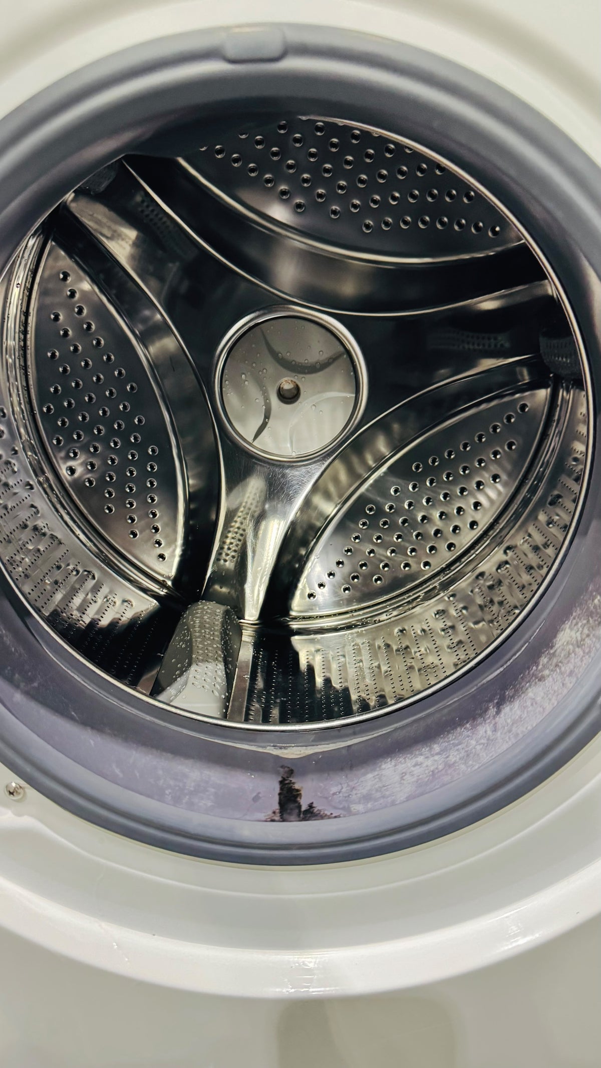 FISHER AND PAYKEL 7.5KGS FRONT LOADER WASHING MACHINE
