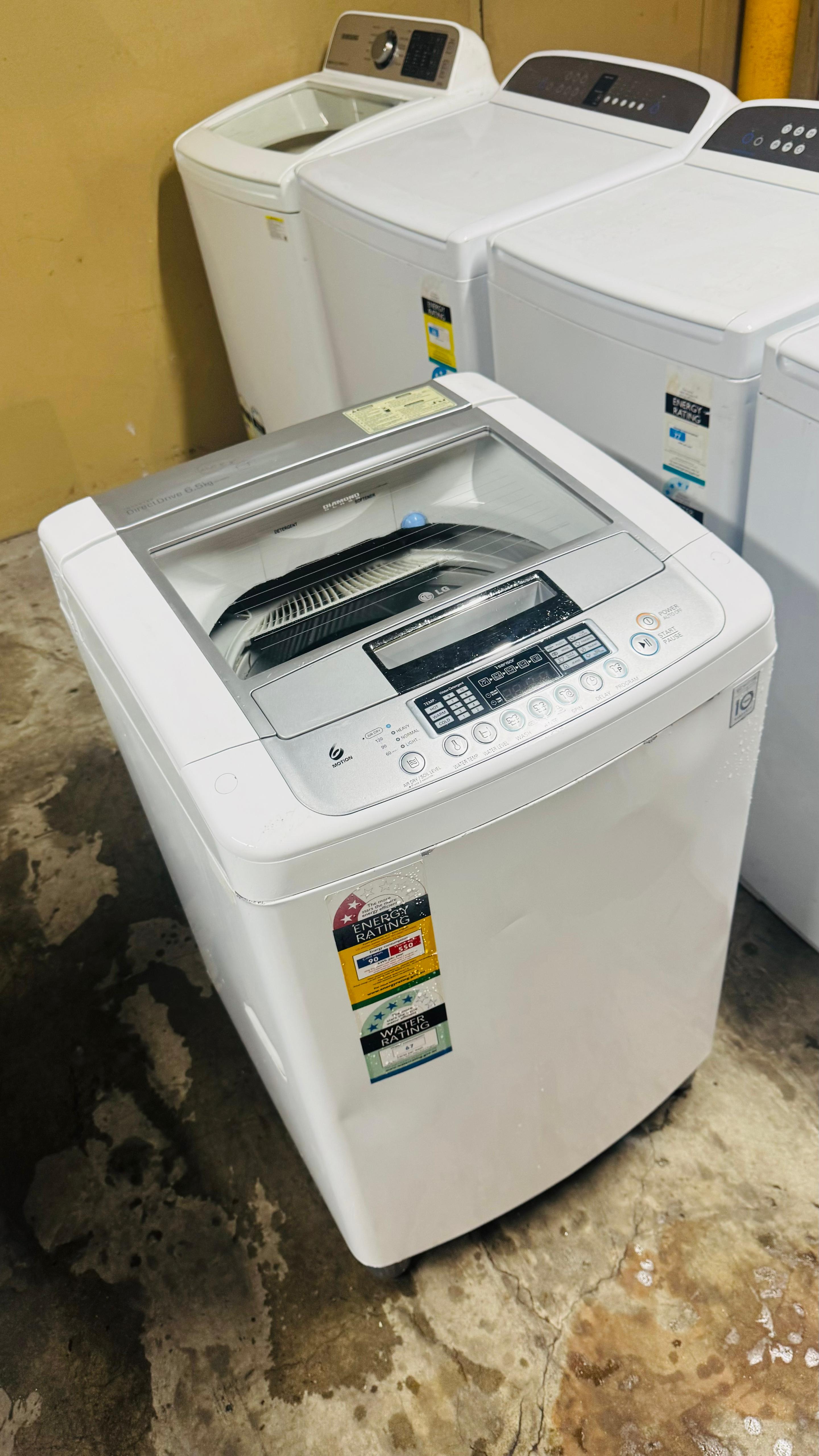 LG 6.5 KGS TOP LOADER WASHING MACHINE
