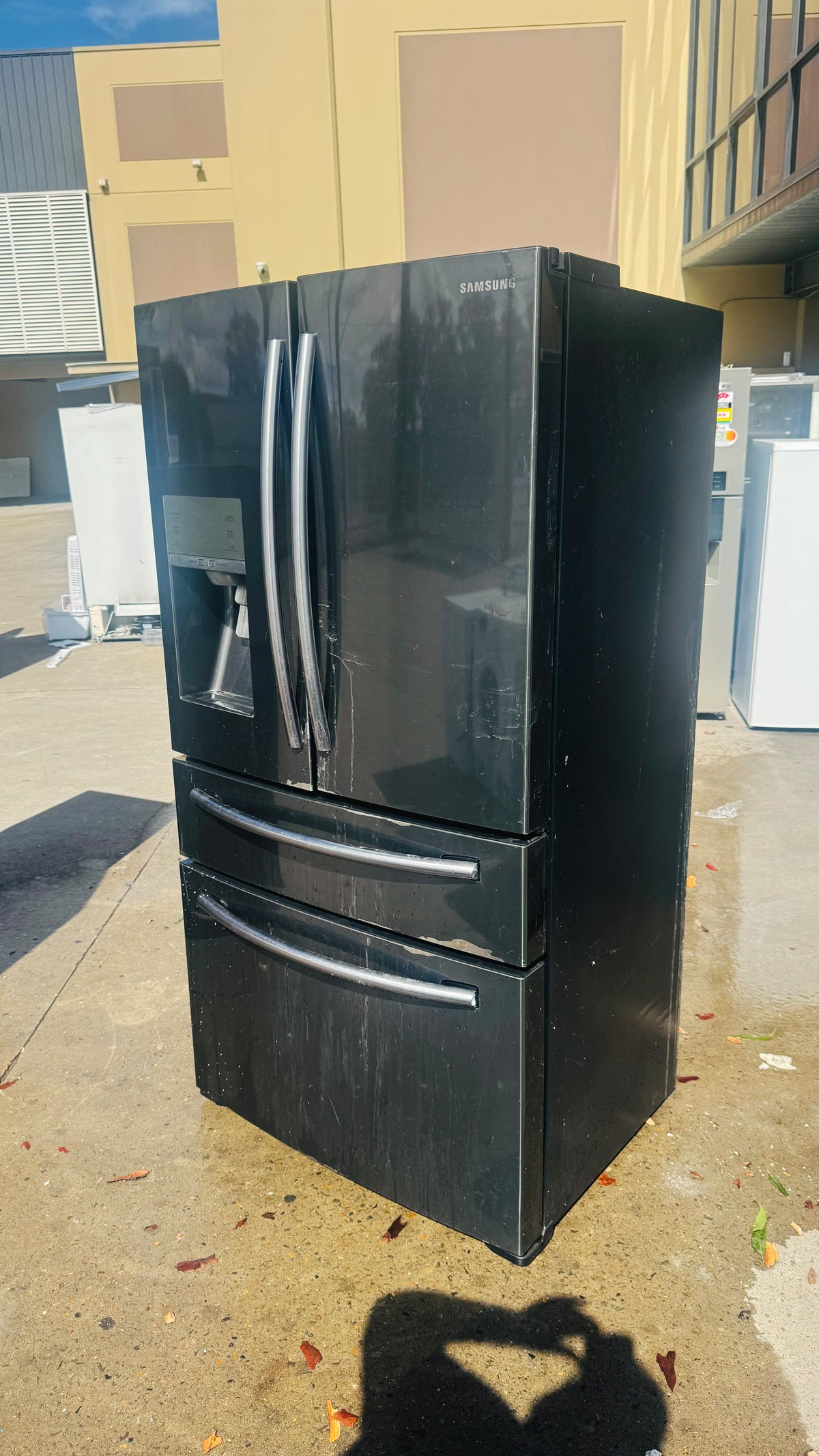 SAMSUNG FRENCH DOOR 680 LITRES FRIDGE FREEZER
