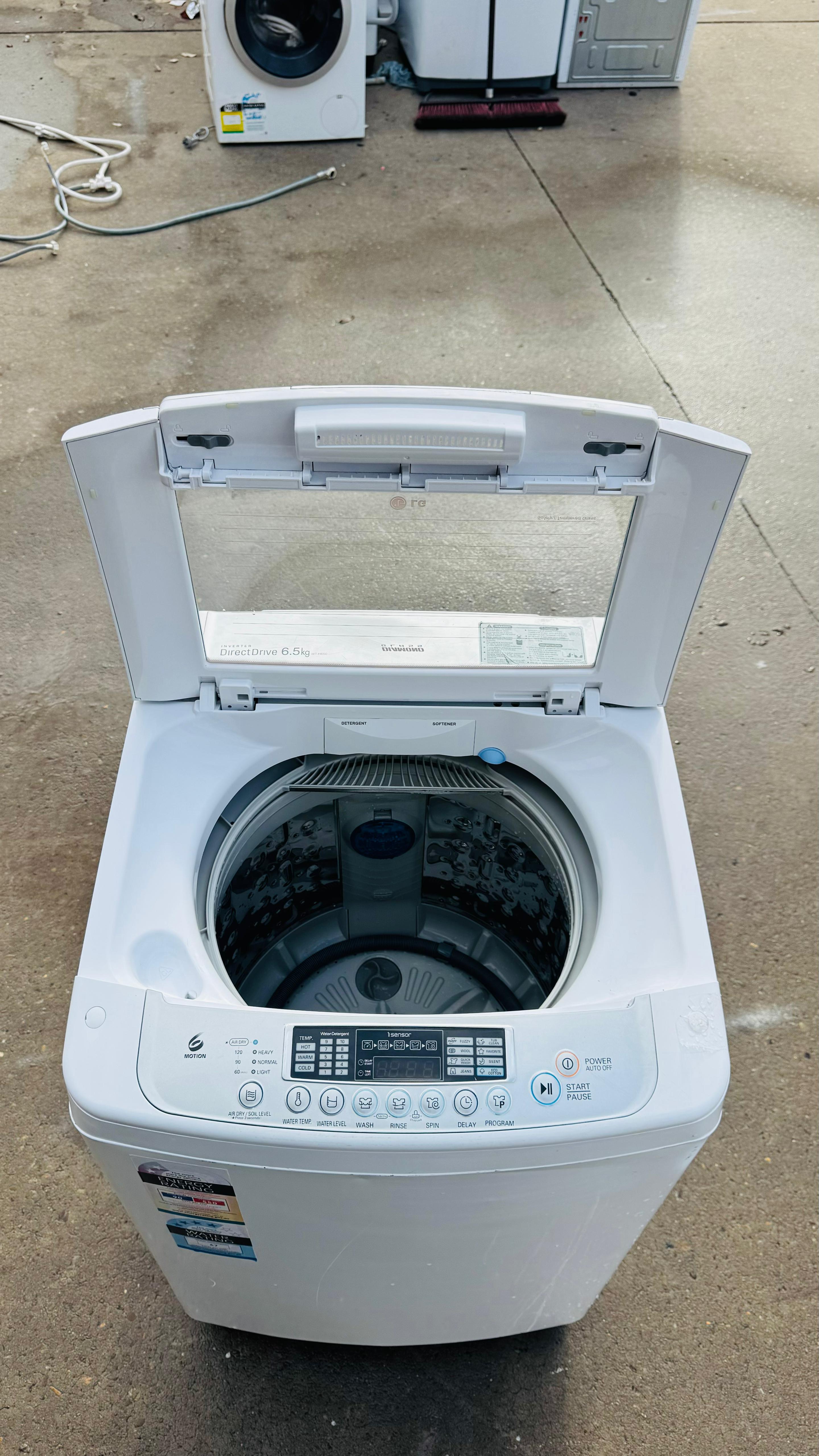 LG 6.5 KGS TOP LOADER WASHING MACHINE