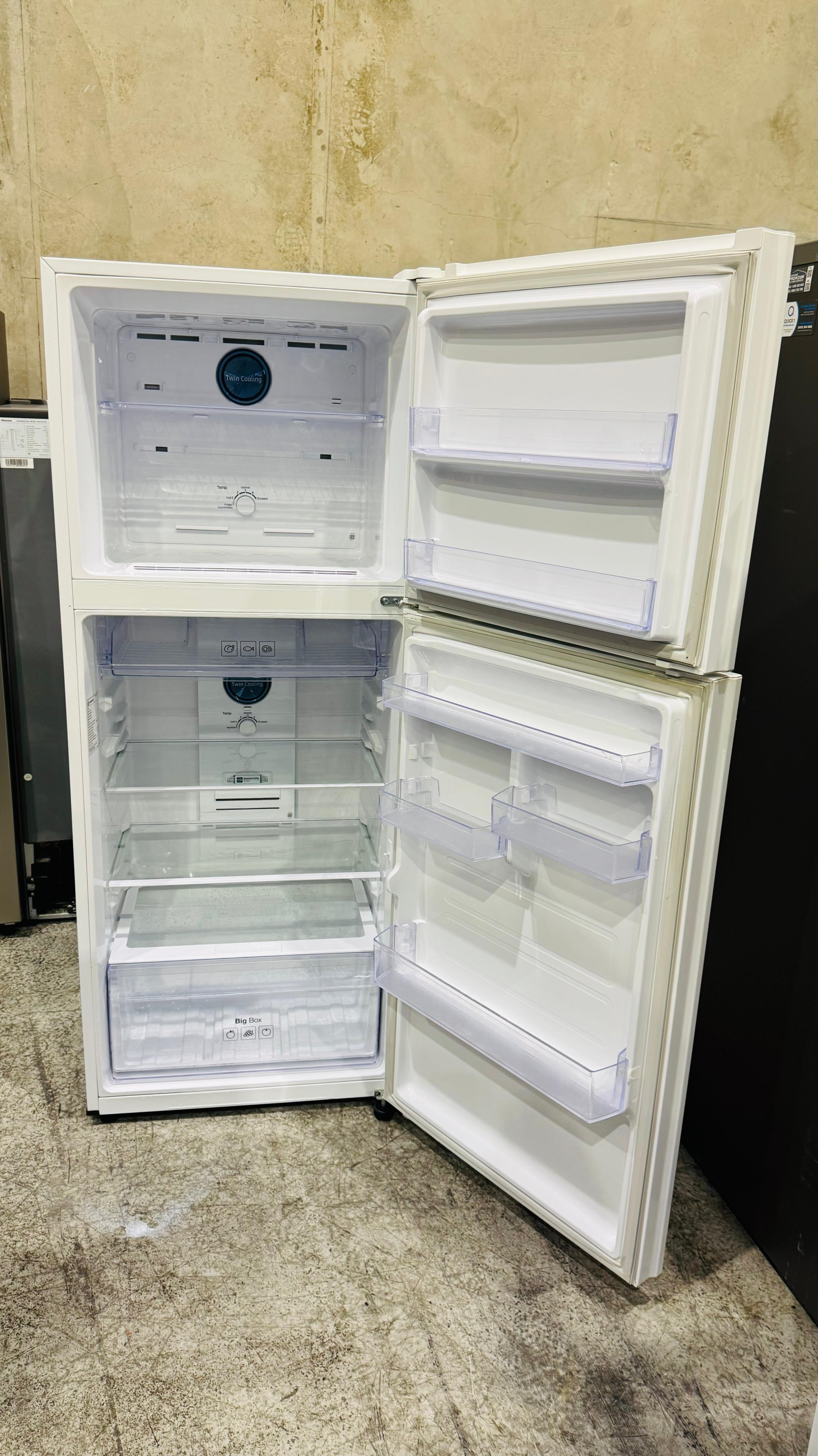 SAMSUNG 400 LITRES FRIDGE FREEZER