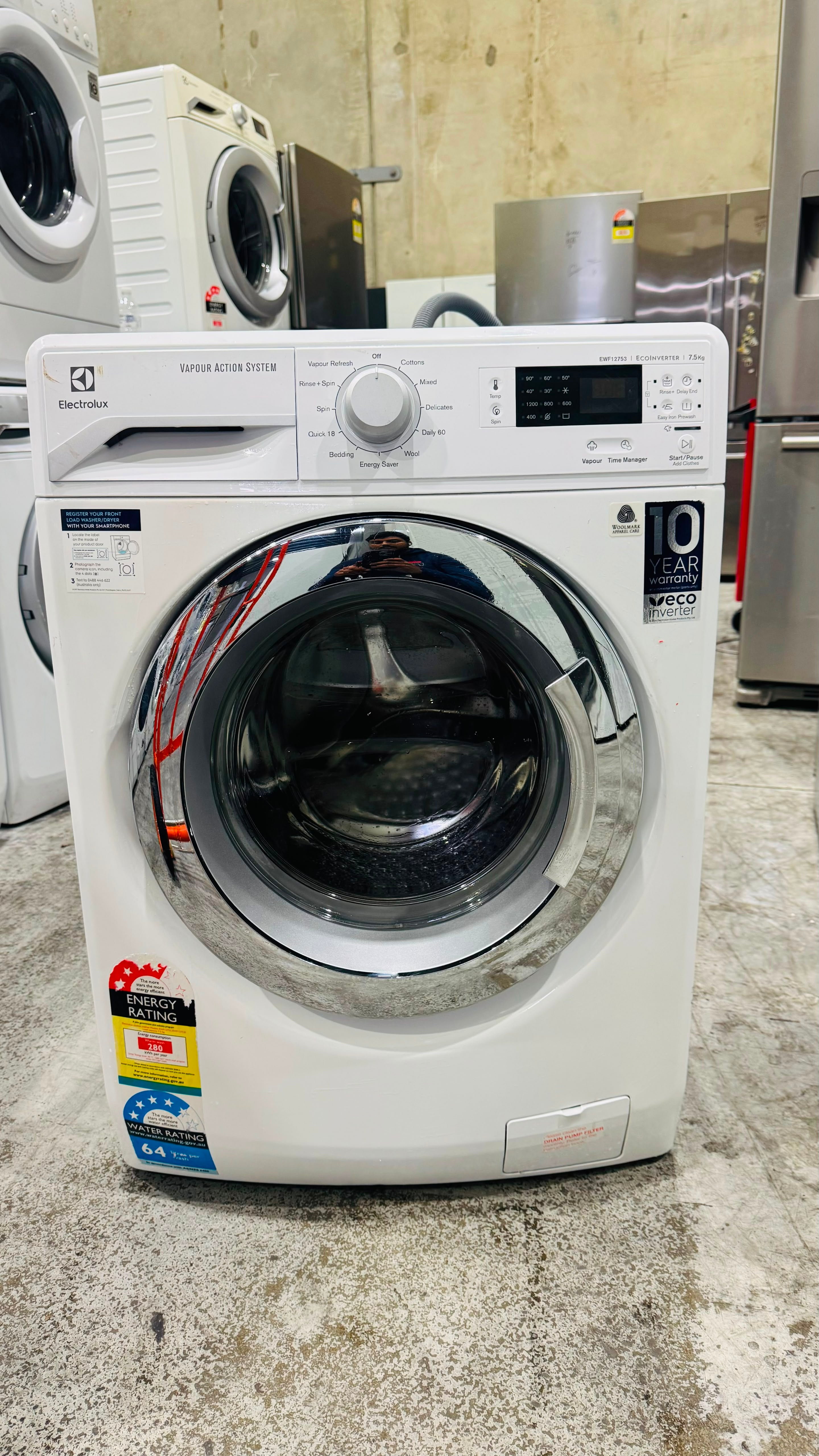 ELECTROLUX 7.5KGS FRONT LOADER WASHING MACHINE