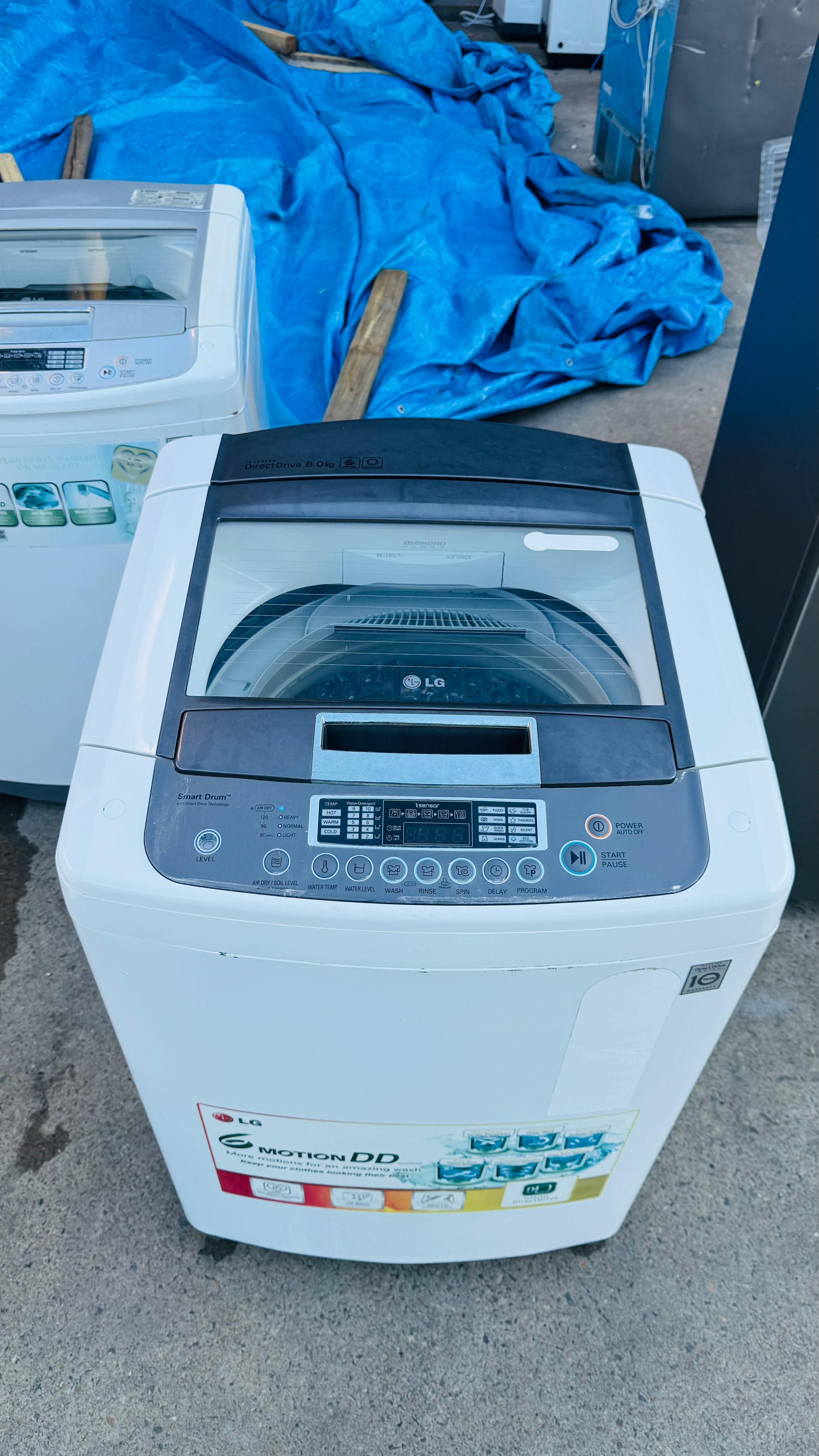 LG 8 KGS TOP LOADER WASHING MACHINE