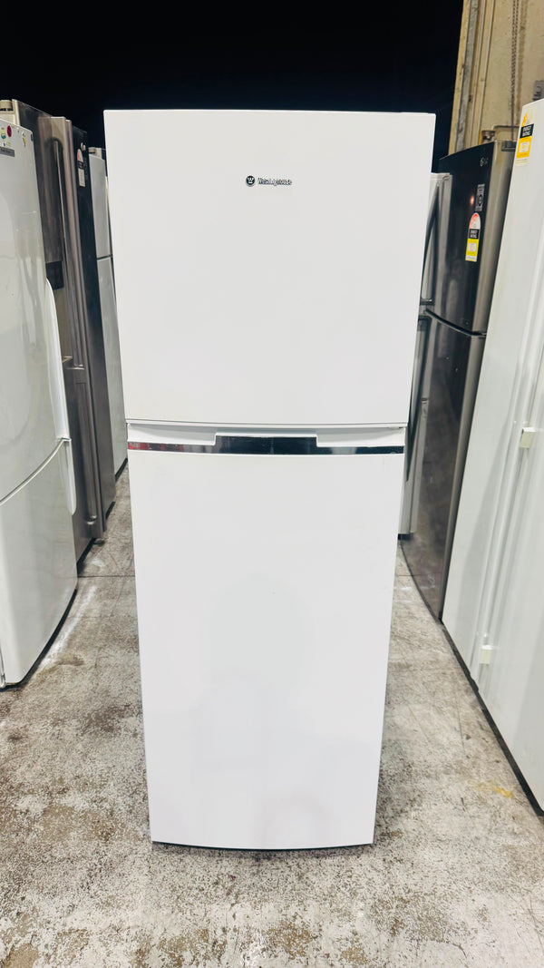 WESTINGHOUSE 276 LITRES FRIDGE FREEZER