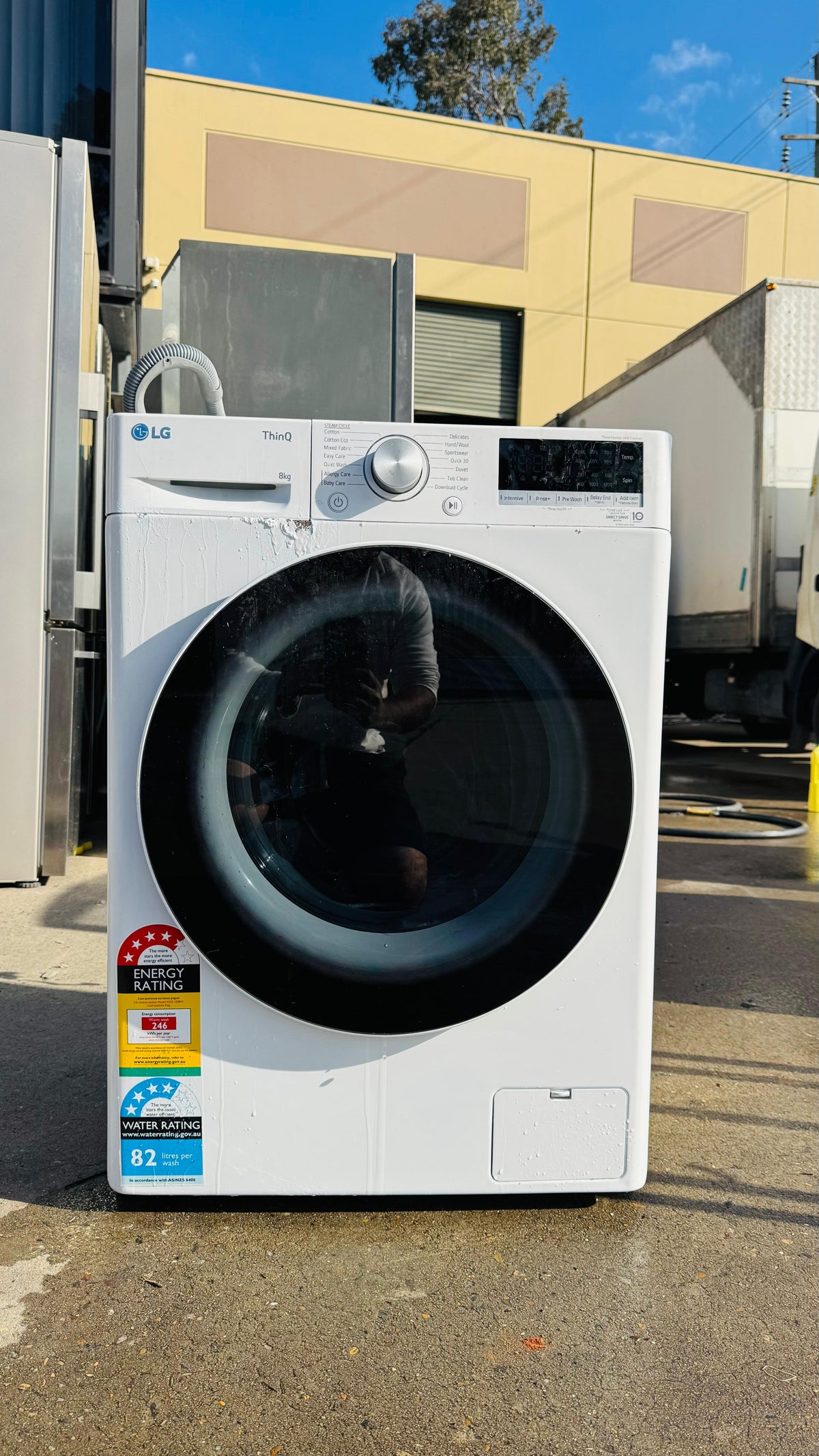 LG 8KGS FRONT LOADER WASHING MACHINE
