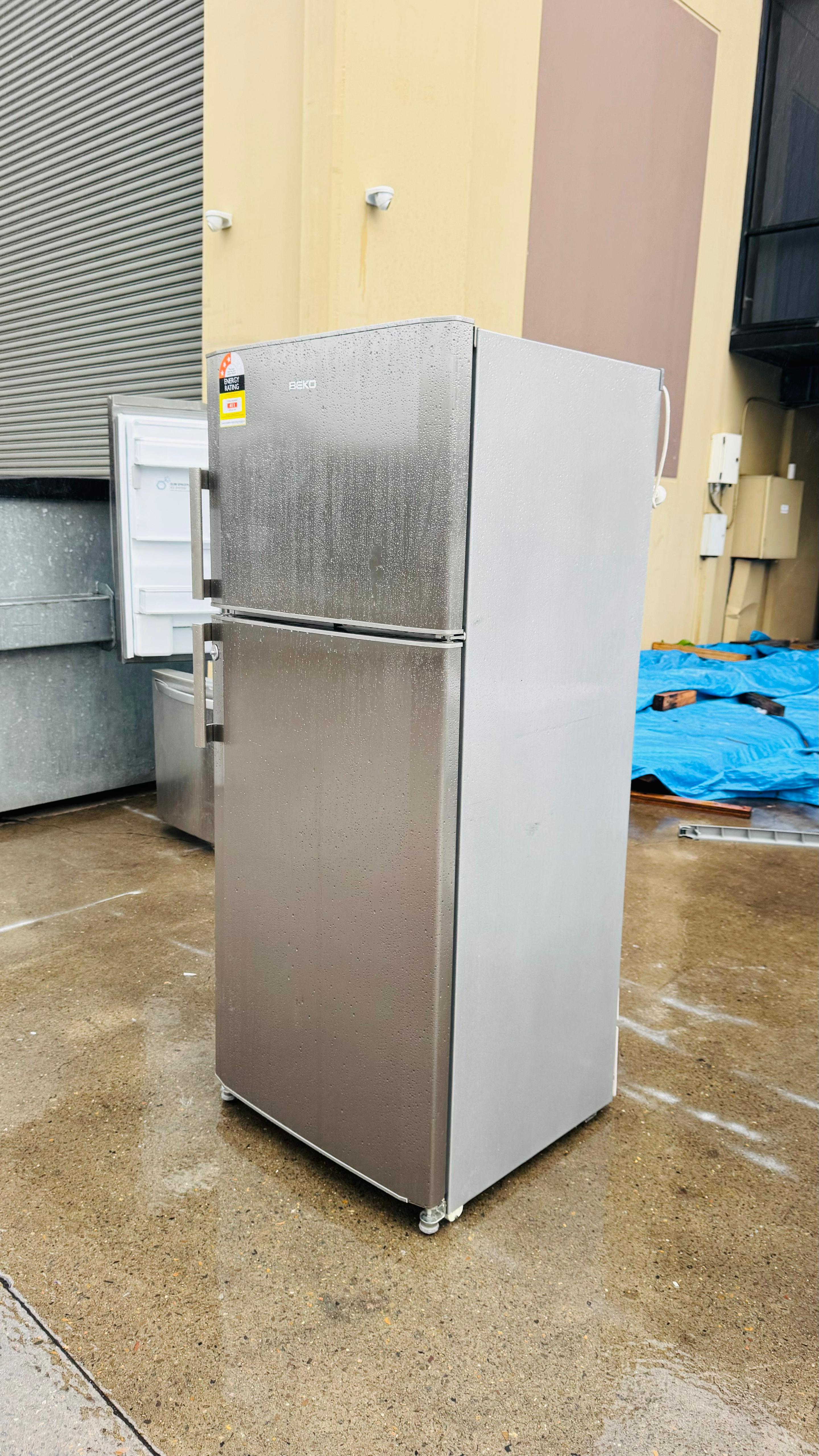 BEKO 415 LITRES FRIDGE FREEZER