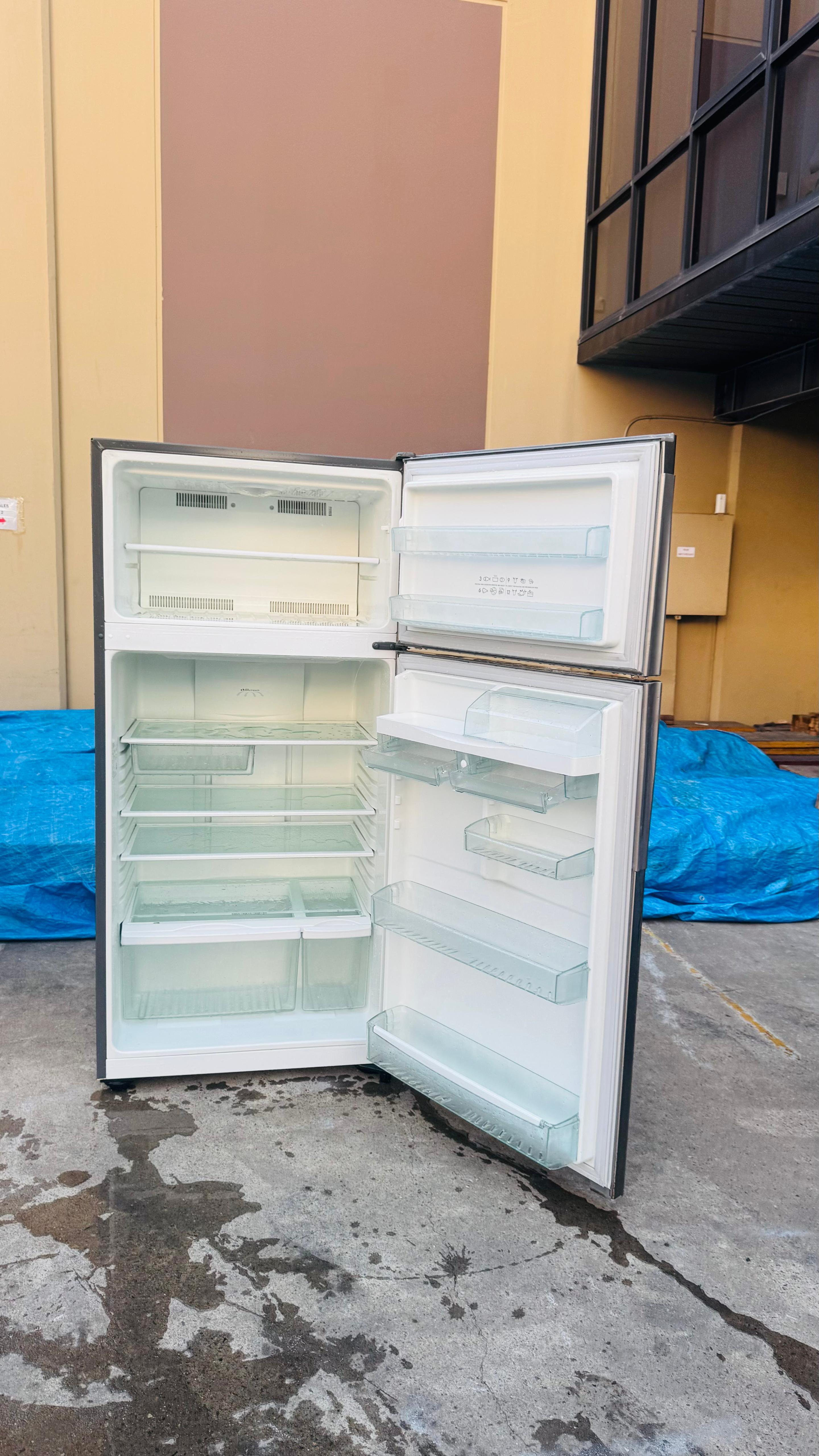 WESTINGHOUSE 520 LITRES FRIDGE FREEZER