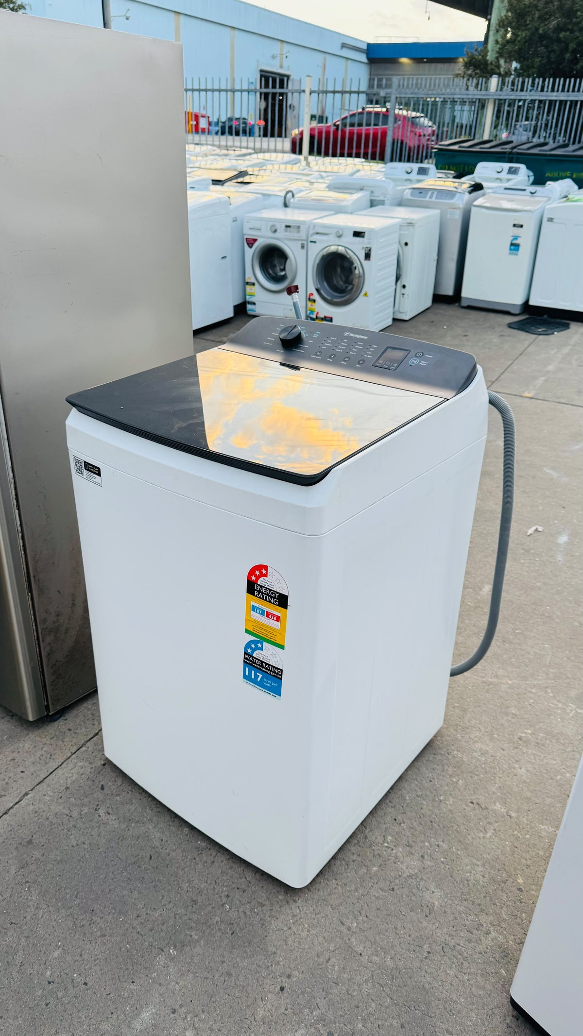WESTINGHOUSE 8KGS TOP LOADER WASHING MACHINE